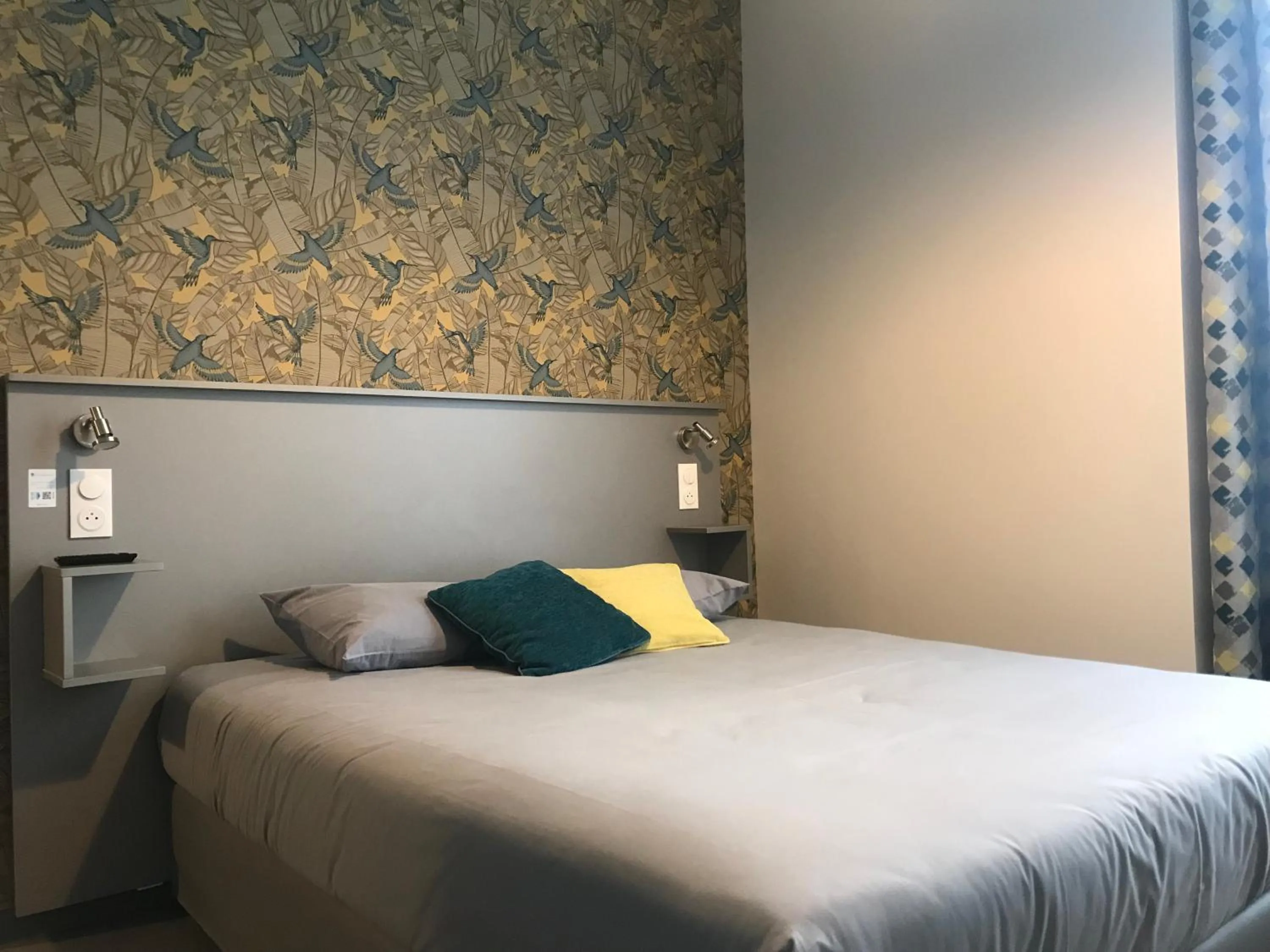 Bed in Smart Appart Caen République