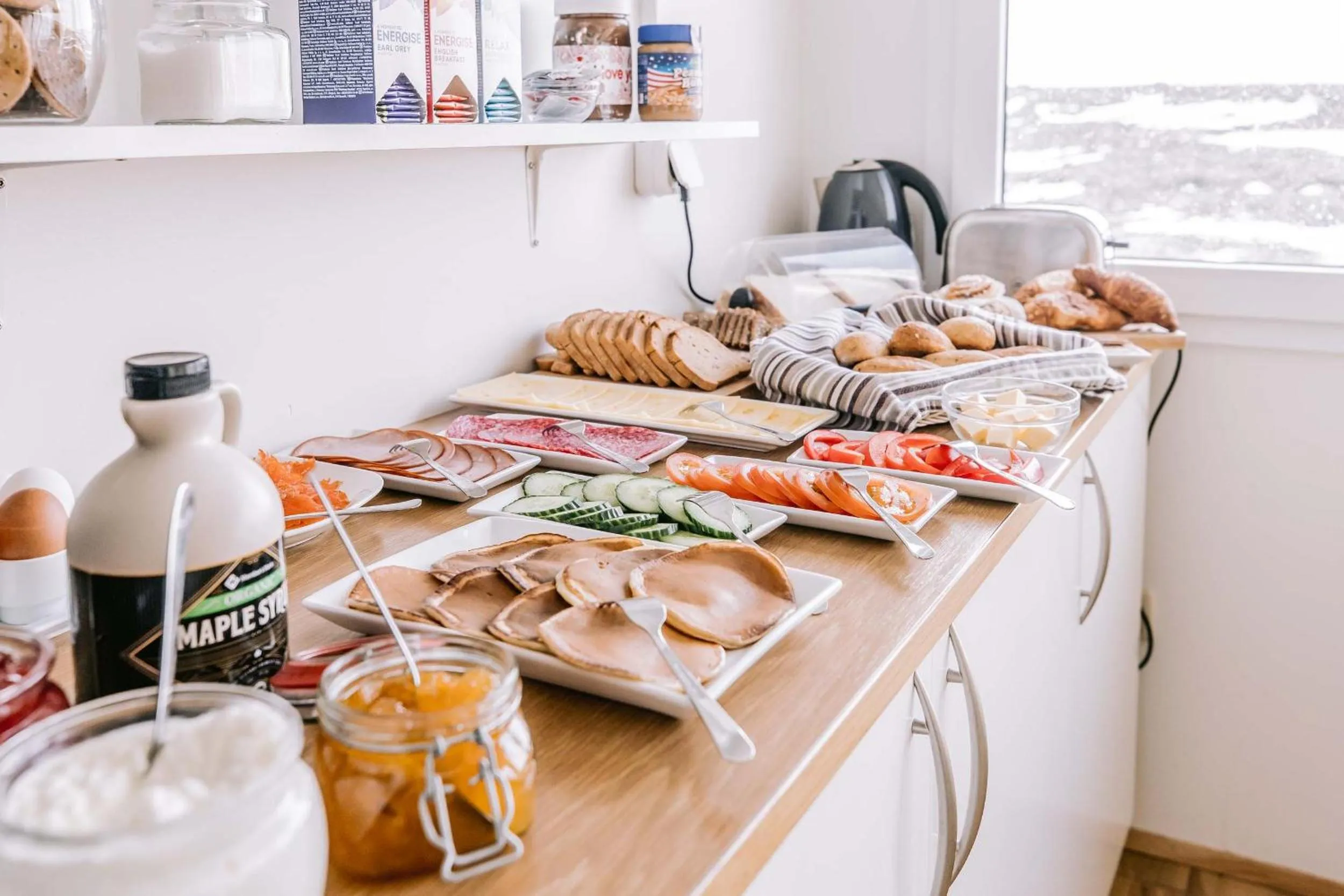 Buffet breakfast in Hlid Bed and Breakfast