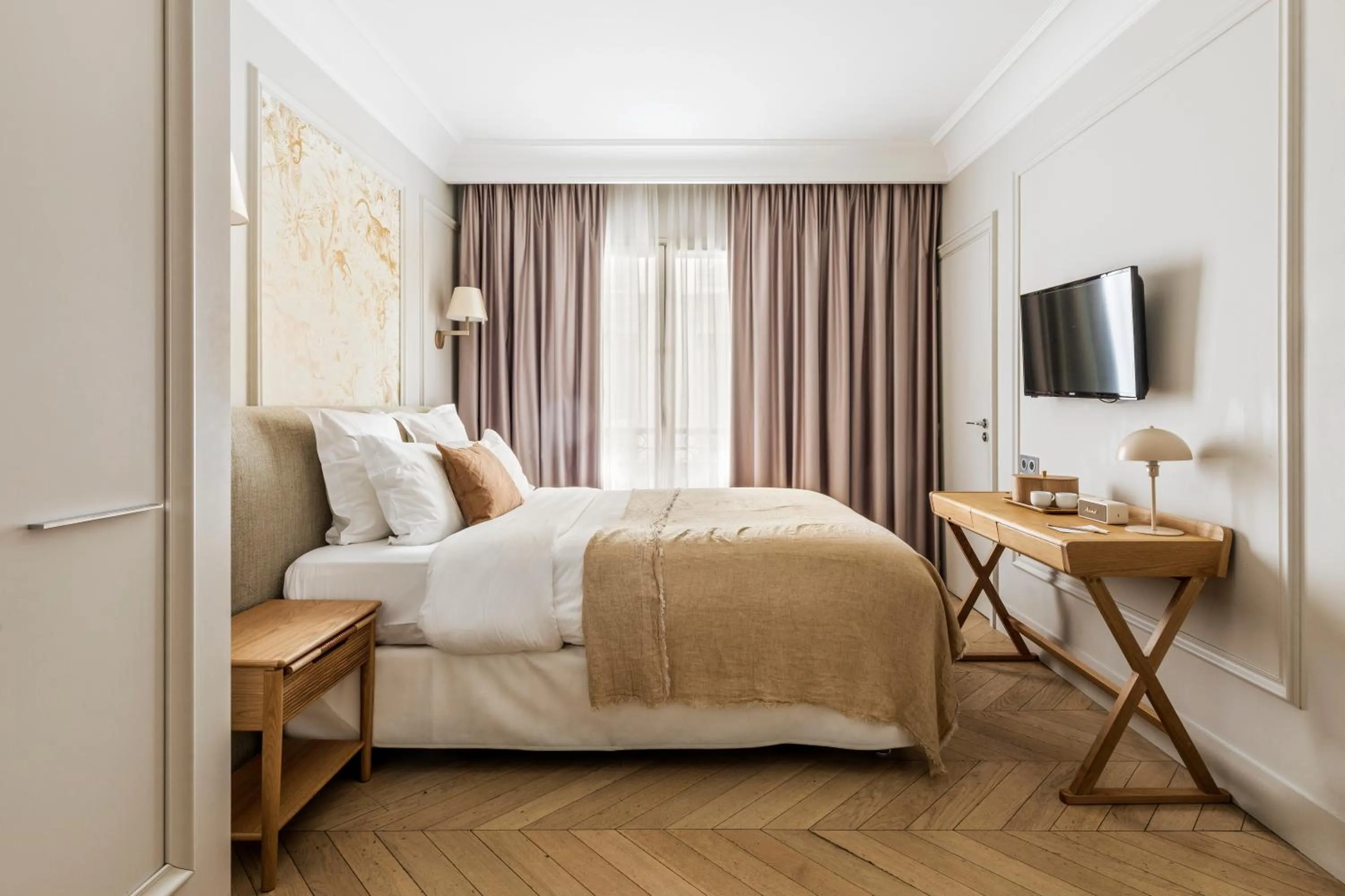 Bed in Hôtel Maison Pigalle