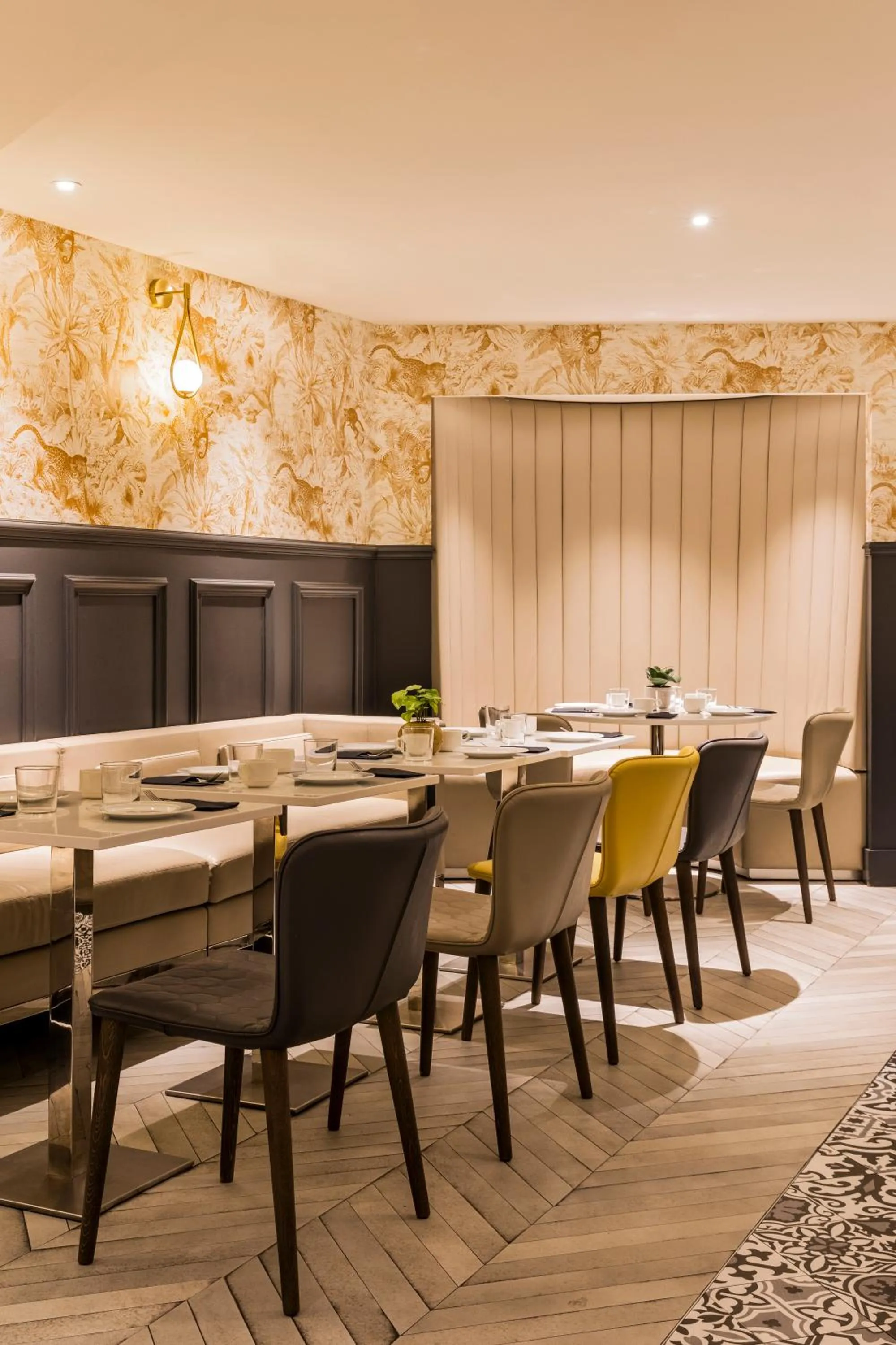 Dining area in Hôtel Maison Pigalle