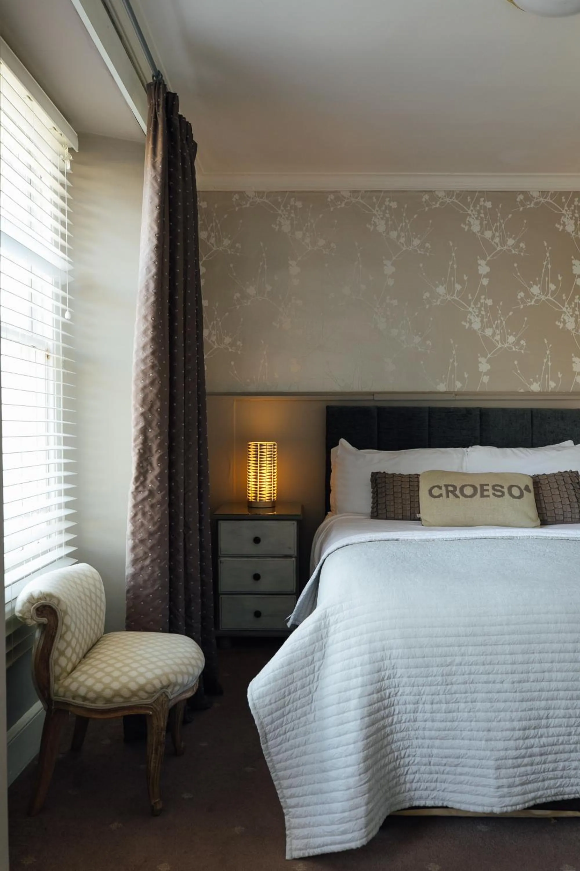 Bed in Castlemead Country House By The Sea