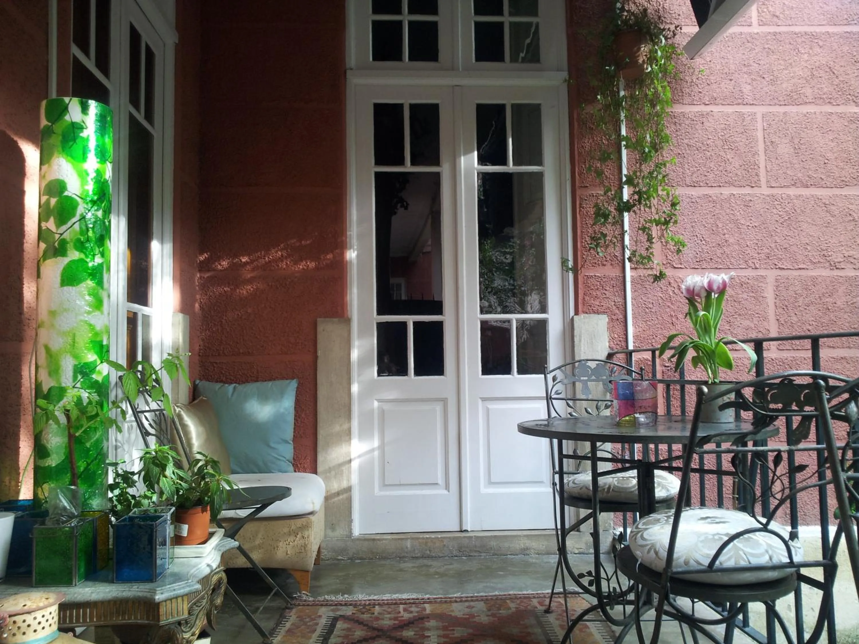 Garden in Whatever Art B&B