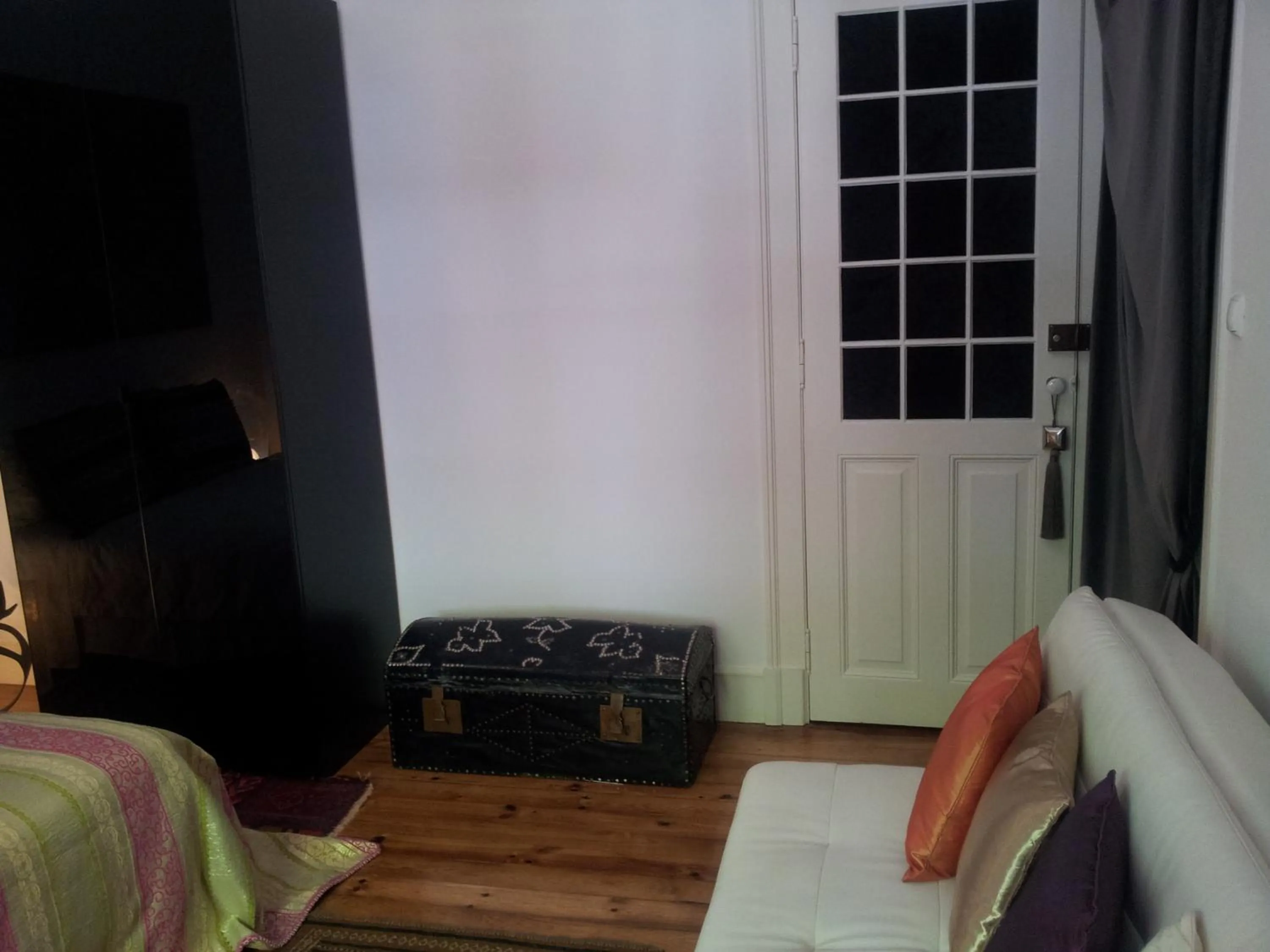 Decorative detail in Whatever Art B&B