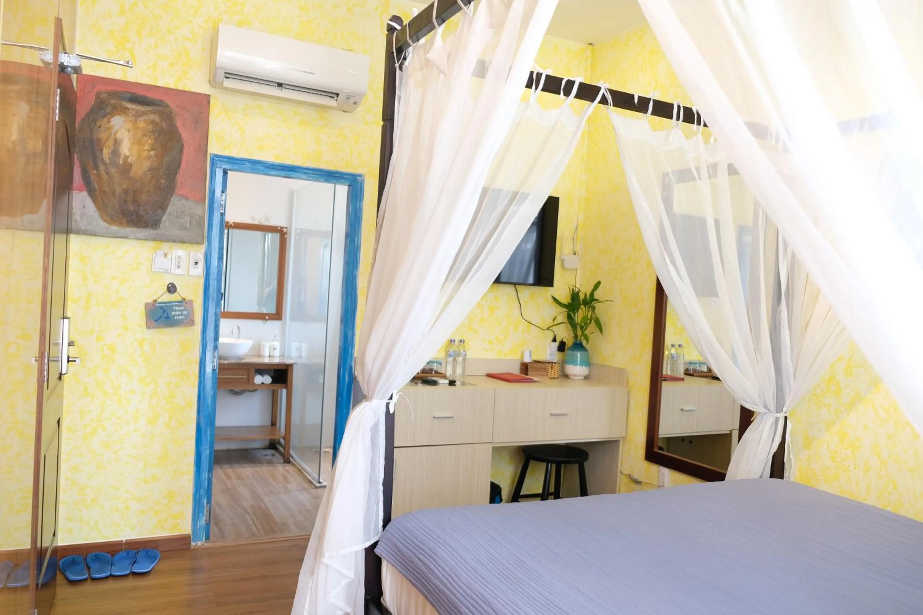 Bed in La Marina Boutique Hotel & Spa