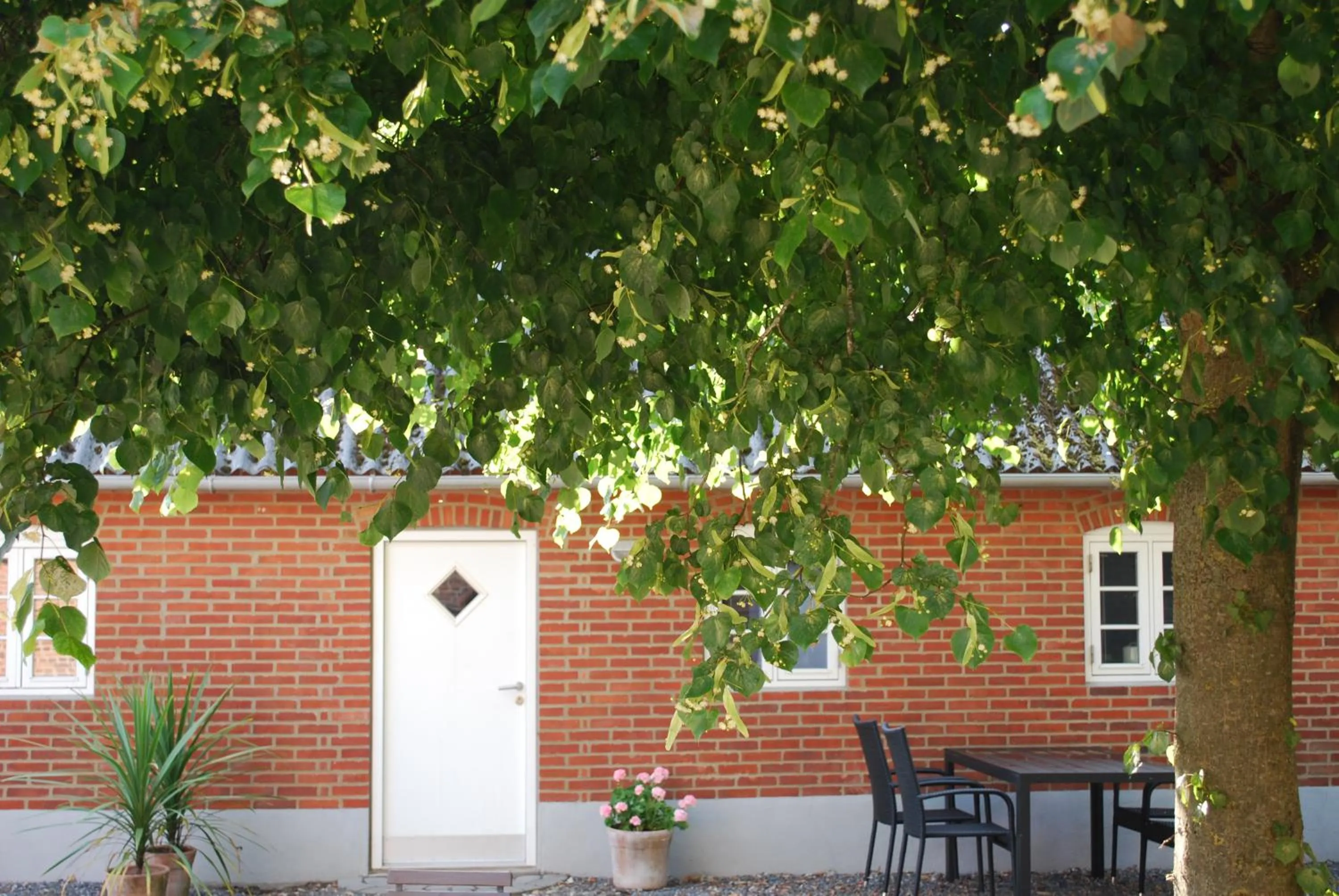 Facade/entrance in Adventure Park Apartments