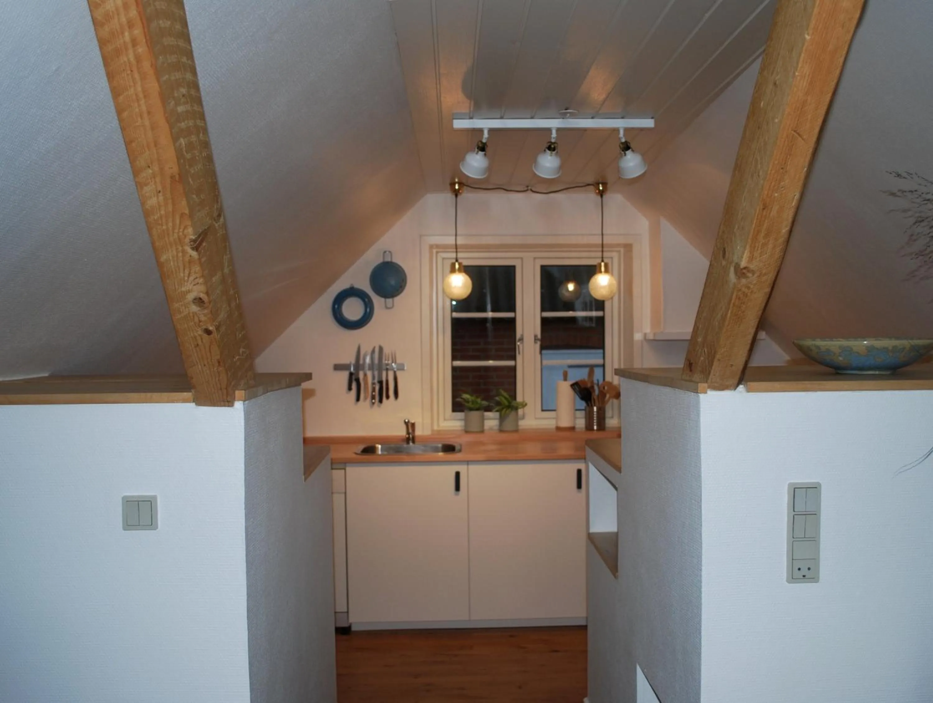 Kitchen or kitchenette in Adventure Park Apartments