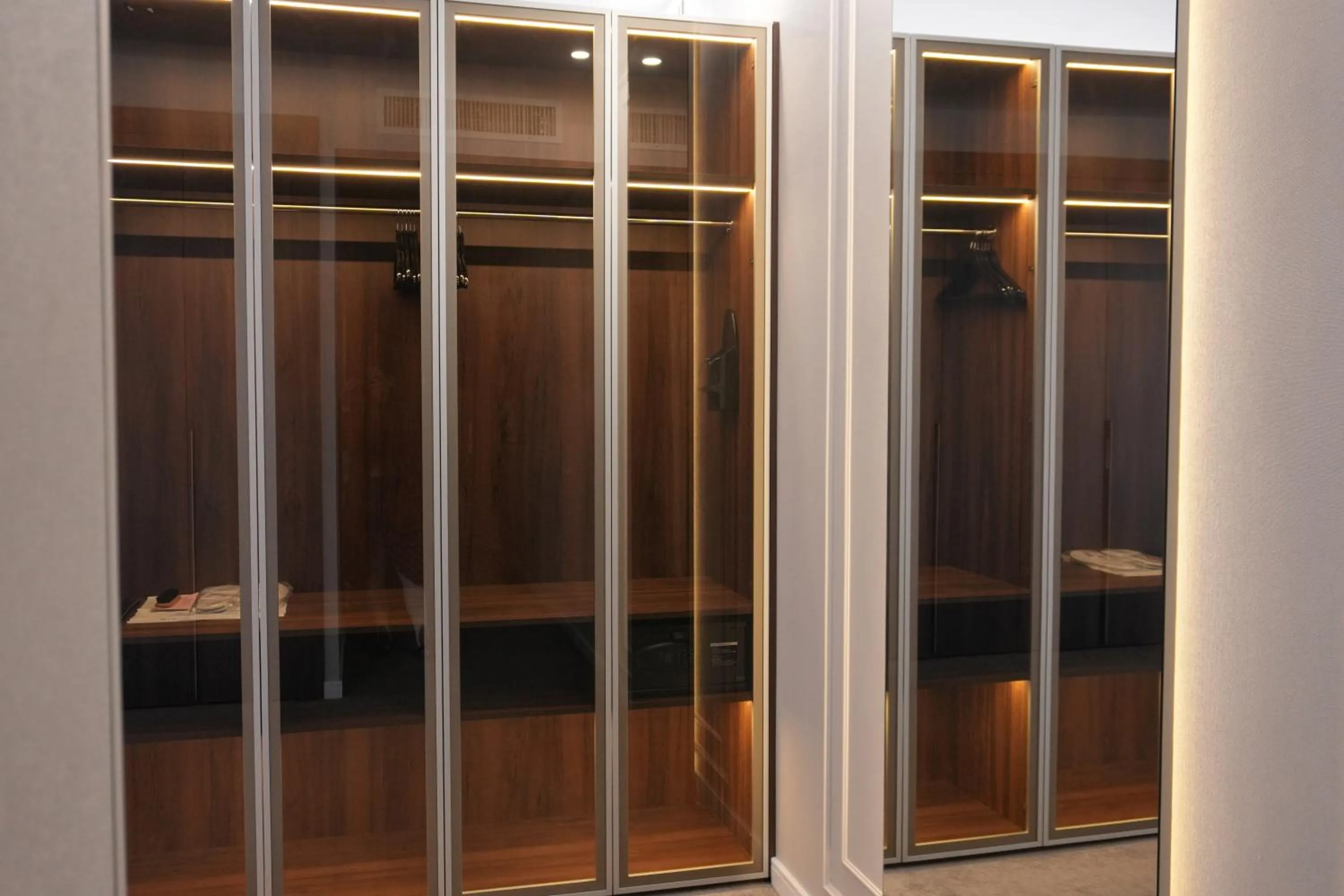 wardrobe in Boutique Hotel Portofino