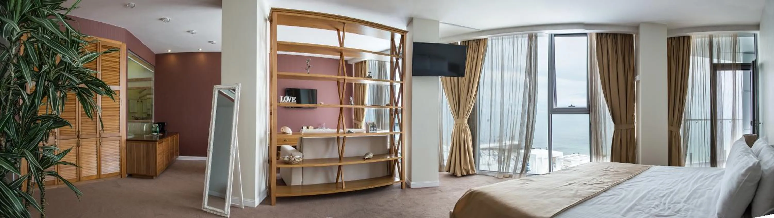 Living room, Bed in Boutique Hotel Portofino