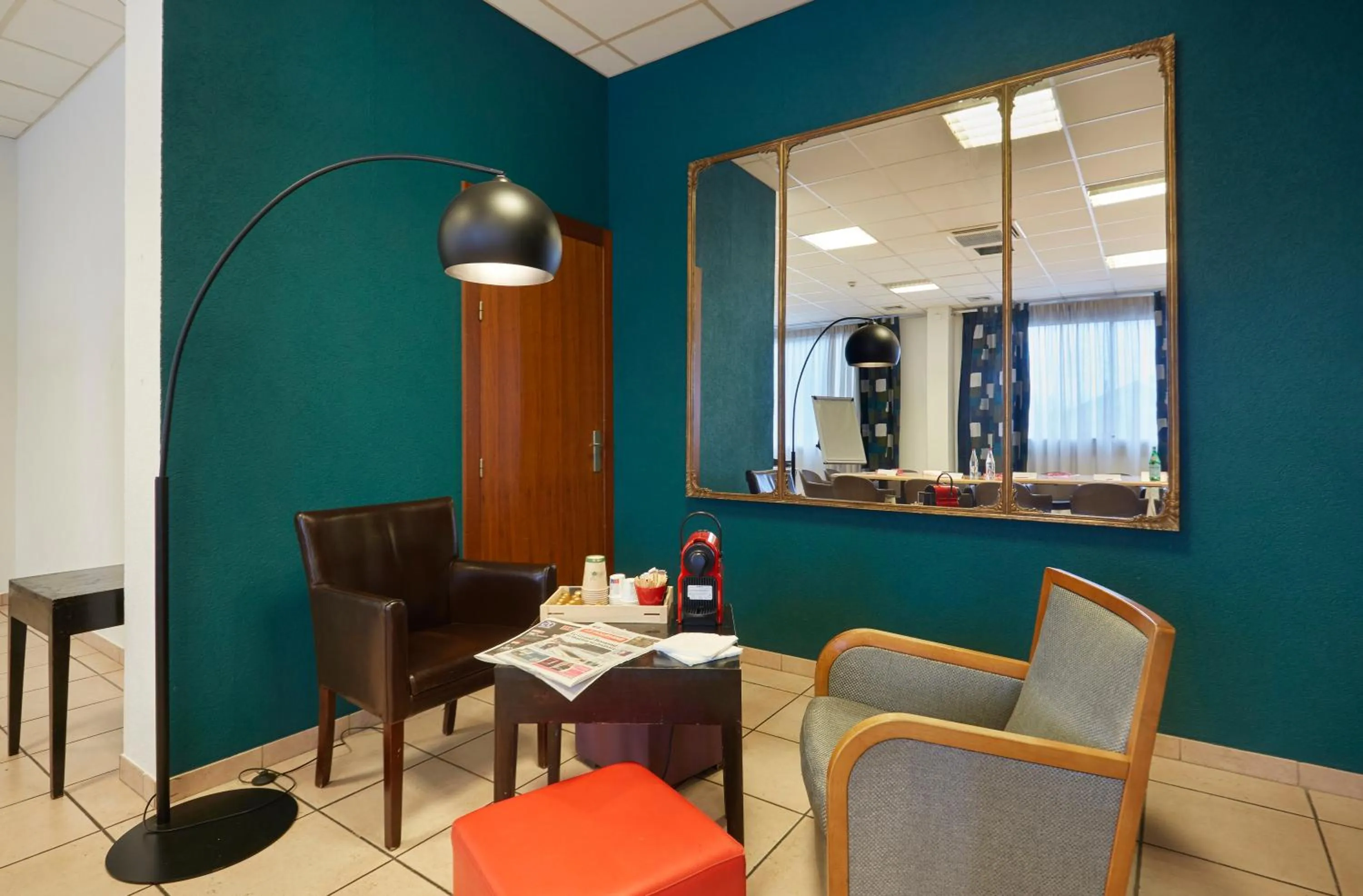 Seating area in ibis Annemasse-Genève