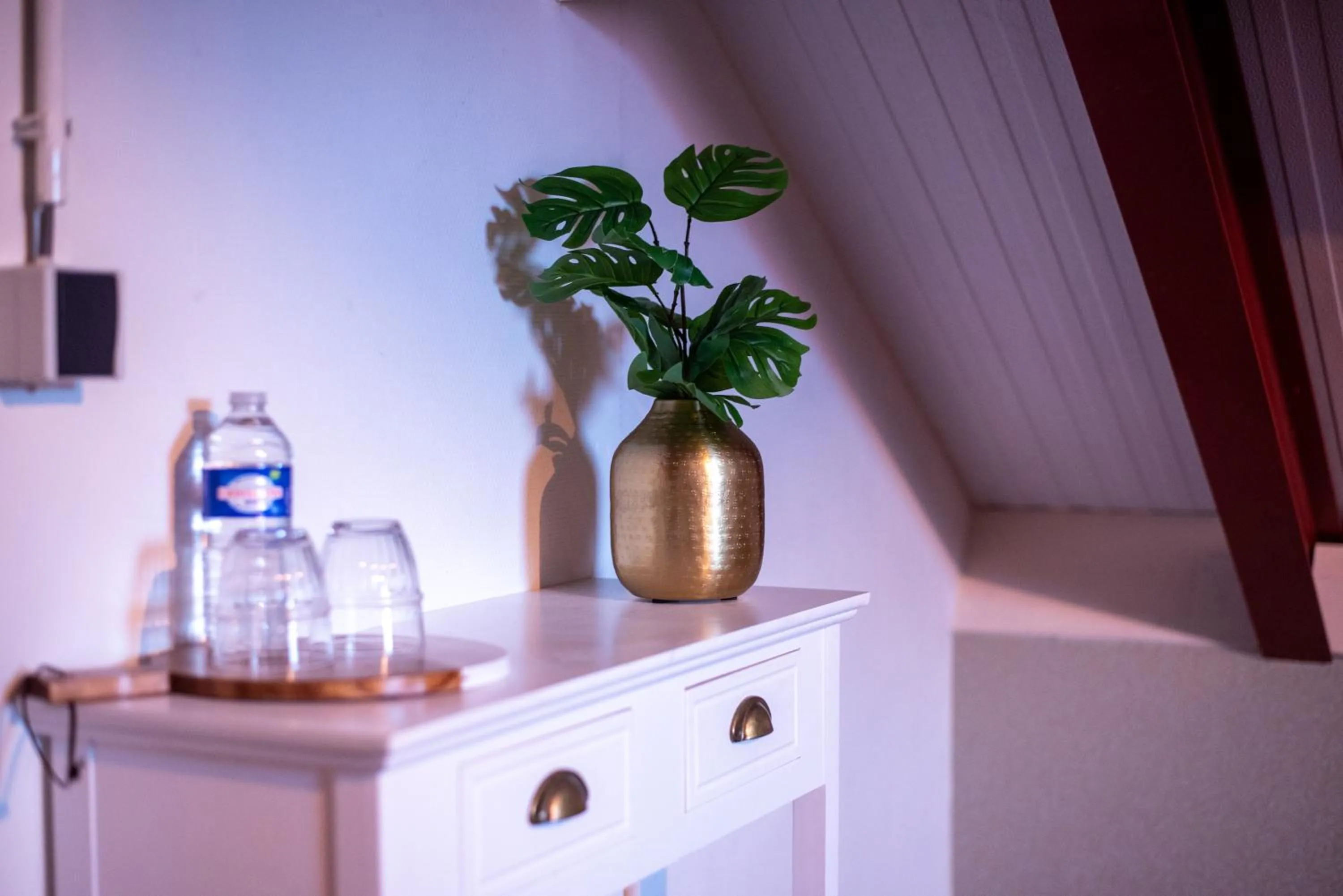 Property building in Sfeervol Appartement Het Knooppunt