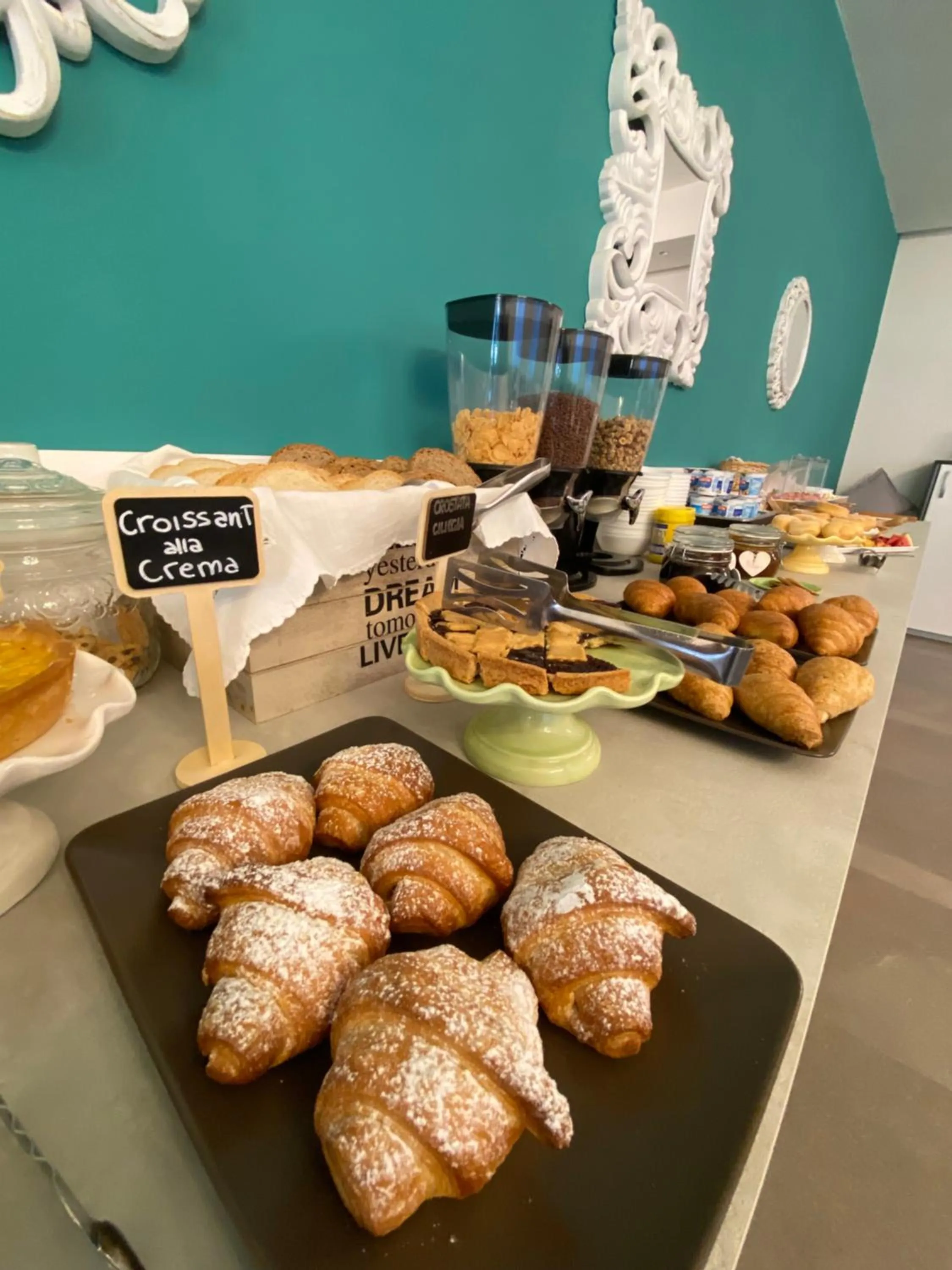 Food and drinks in Hotel Smart Cervia B&B