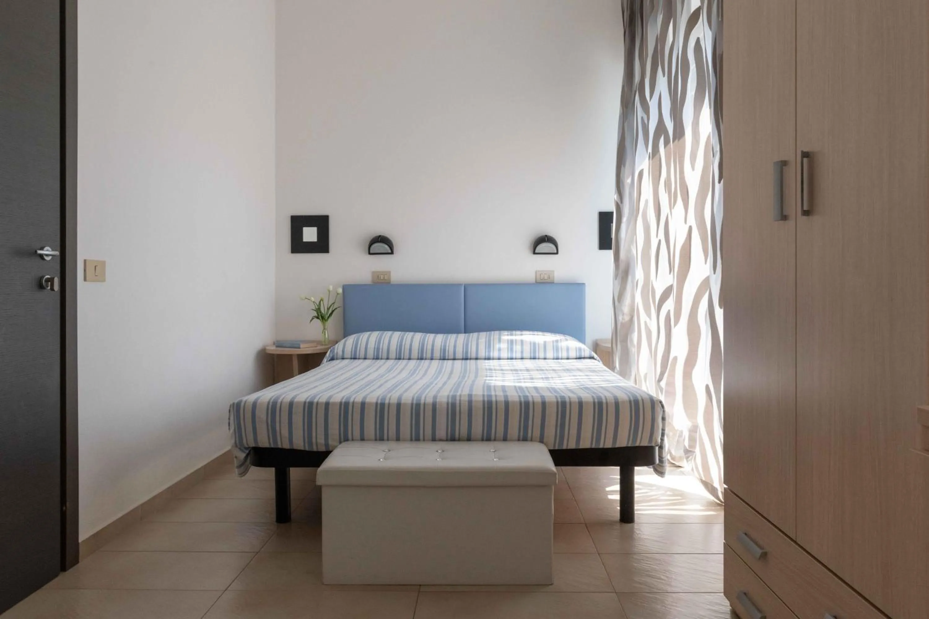 Bed in Hotel Smart Cervia B&B