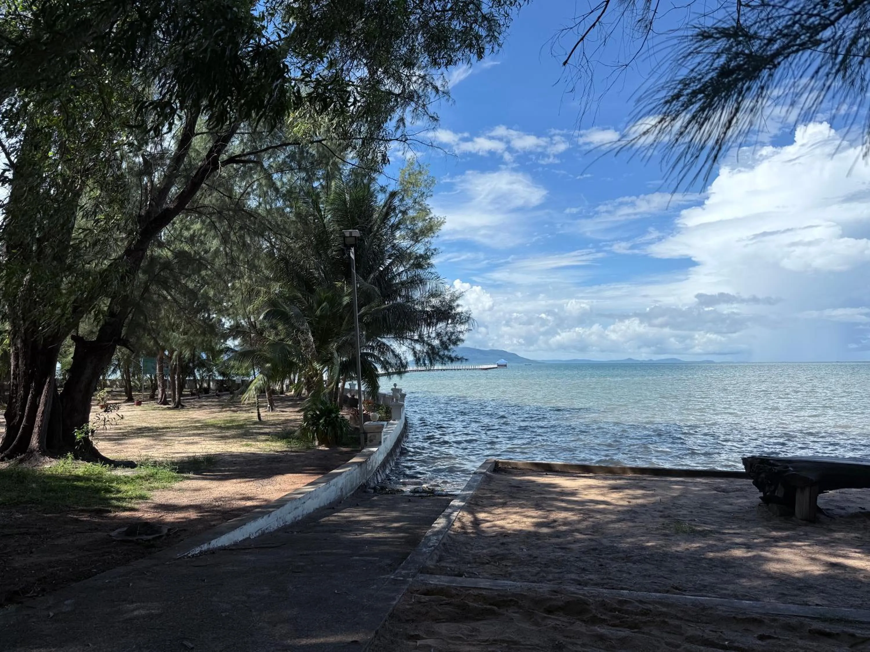 Sea view in Nataya Round House Coral Bay Resort