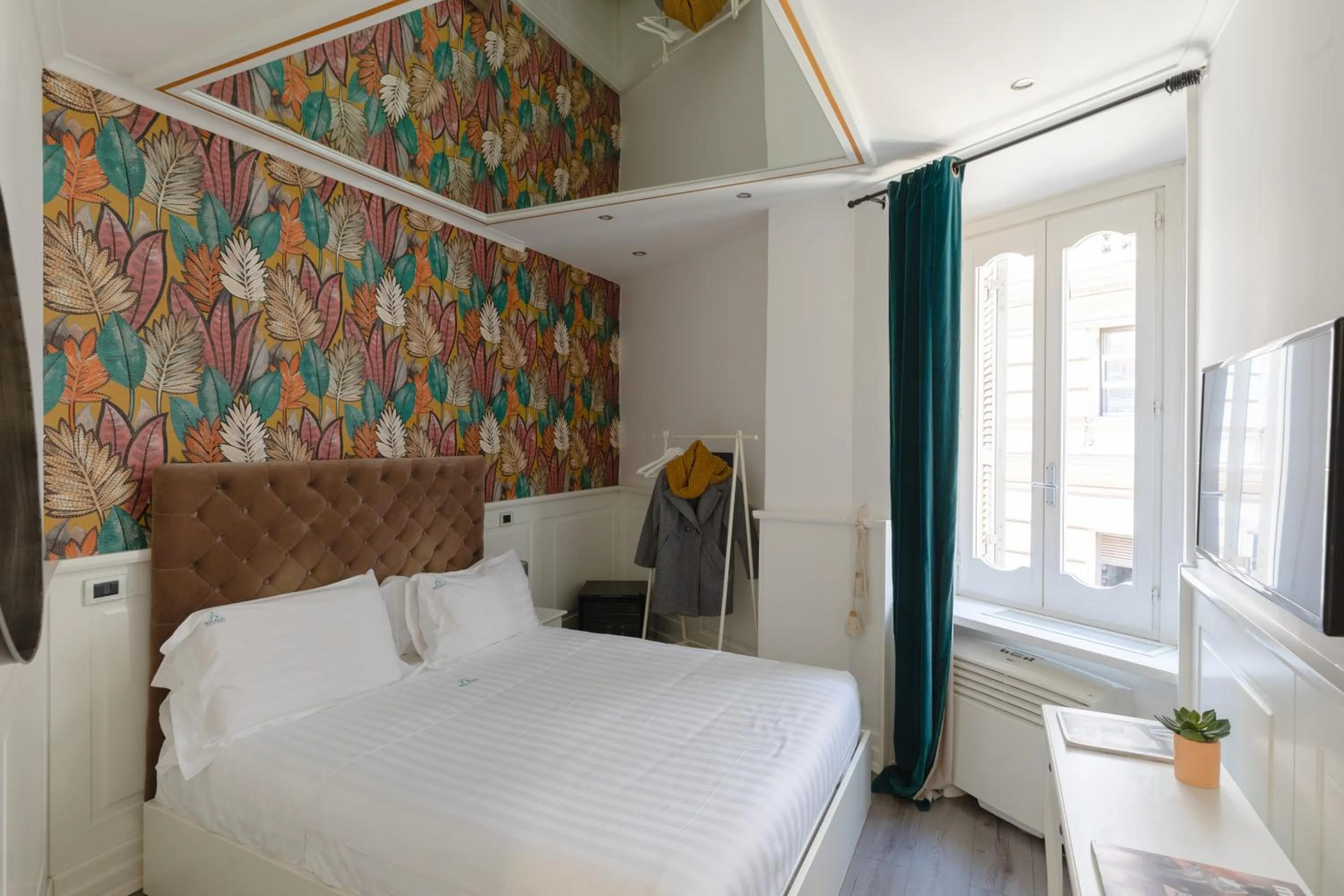 Bed in Relais Roma Centro