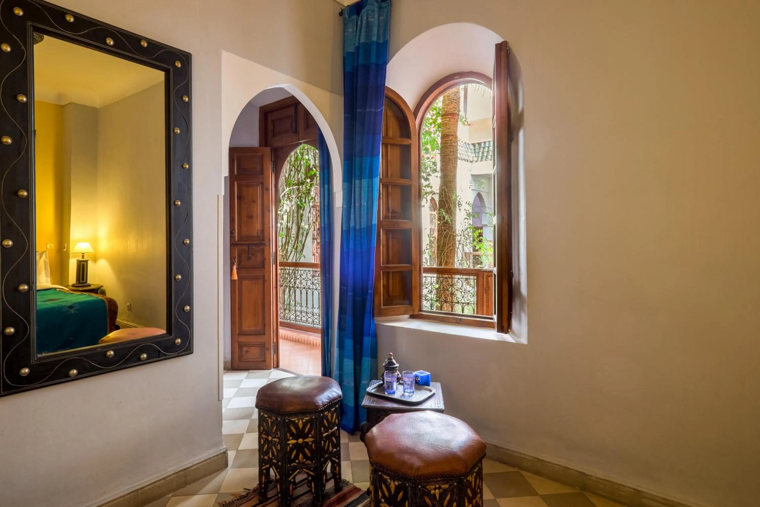 Decorative detail, Bed in Riad Sable Chaud