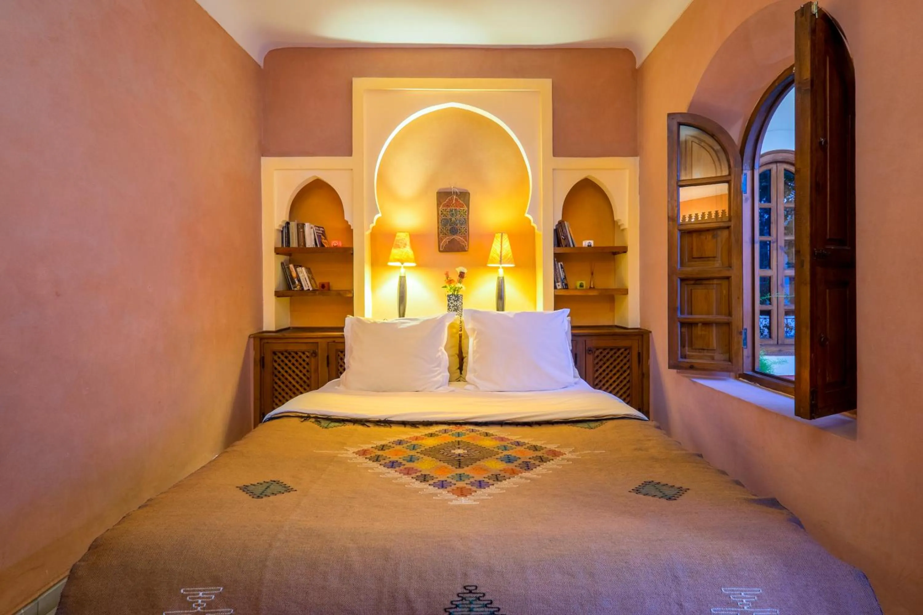 Decorative detail, Bed in Riad Sable Chaud
