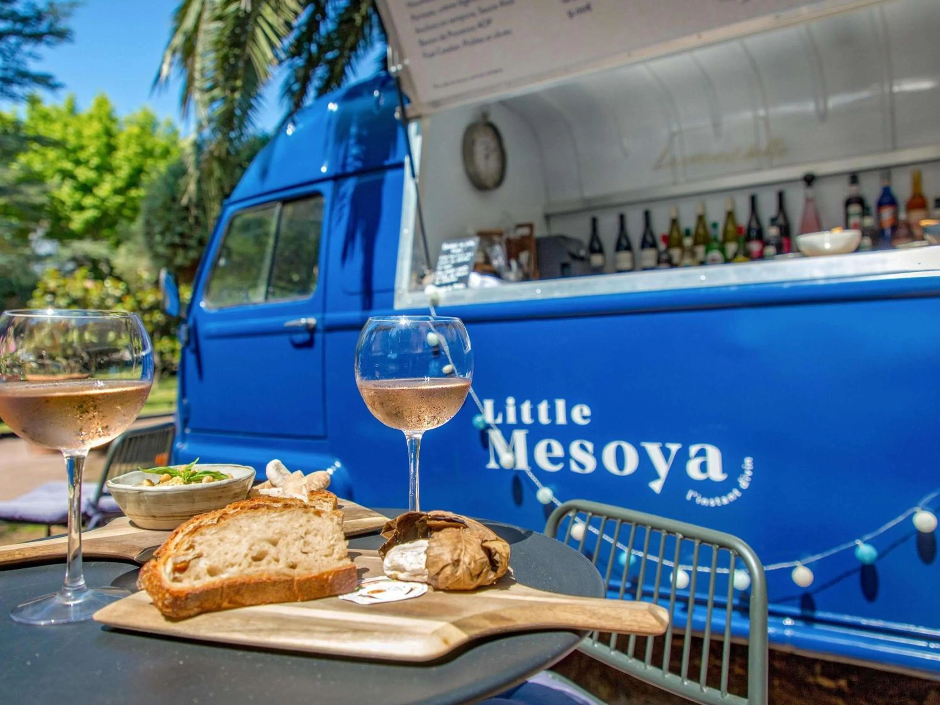 Property building in Mercure Marseille Centre Bompard La Corniche