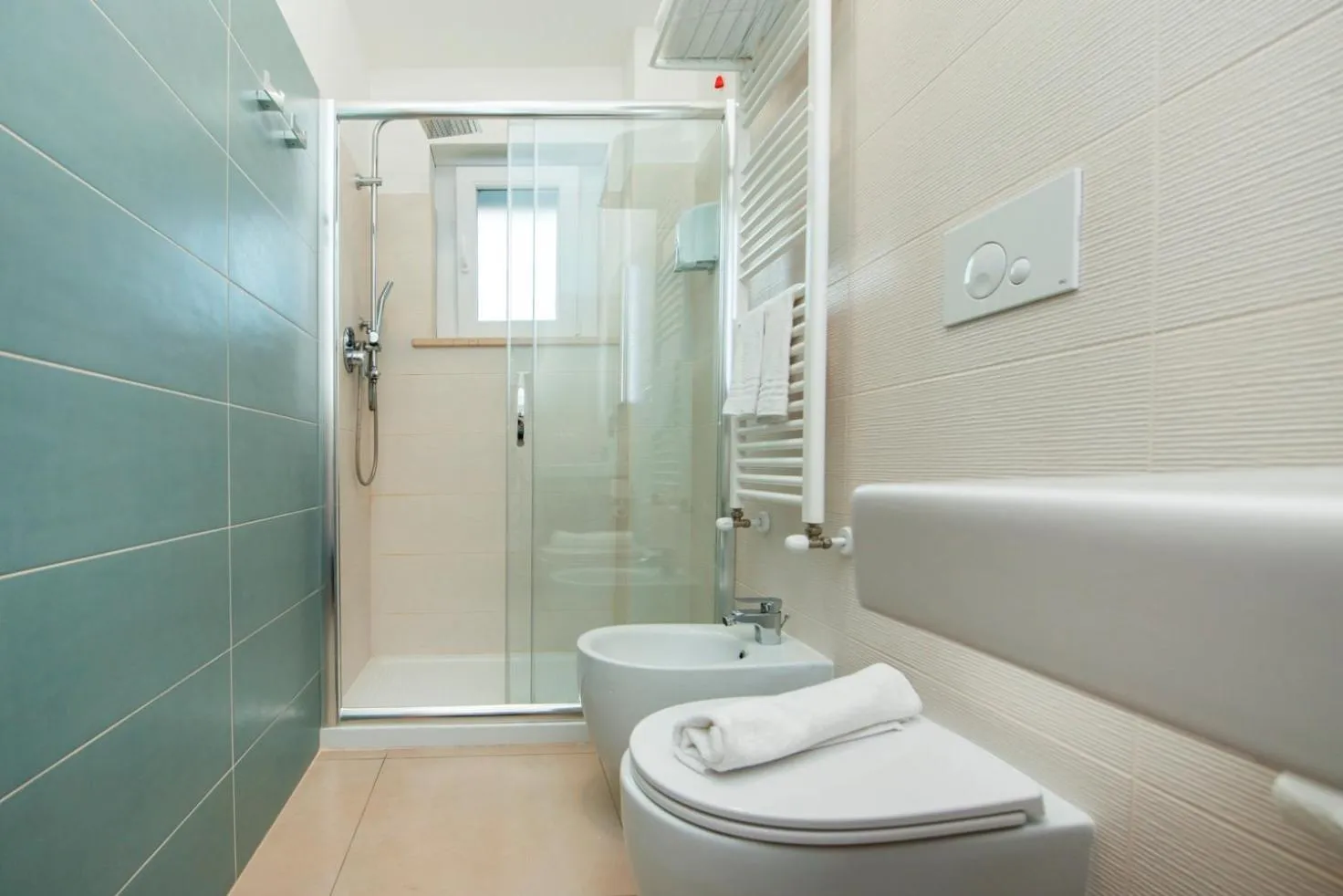 Bathroom in Gu Hotel