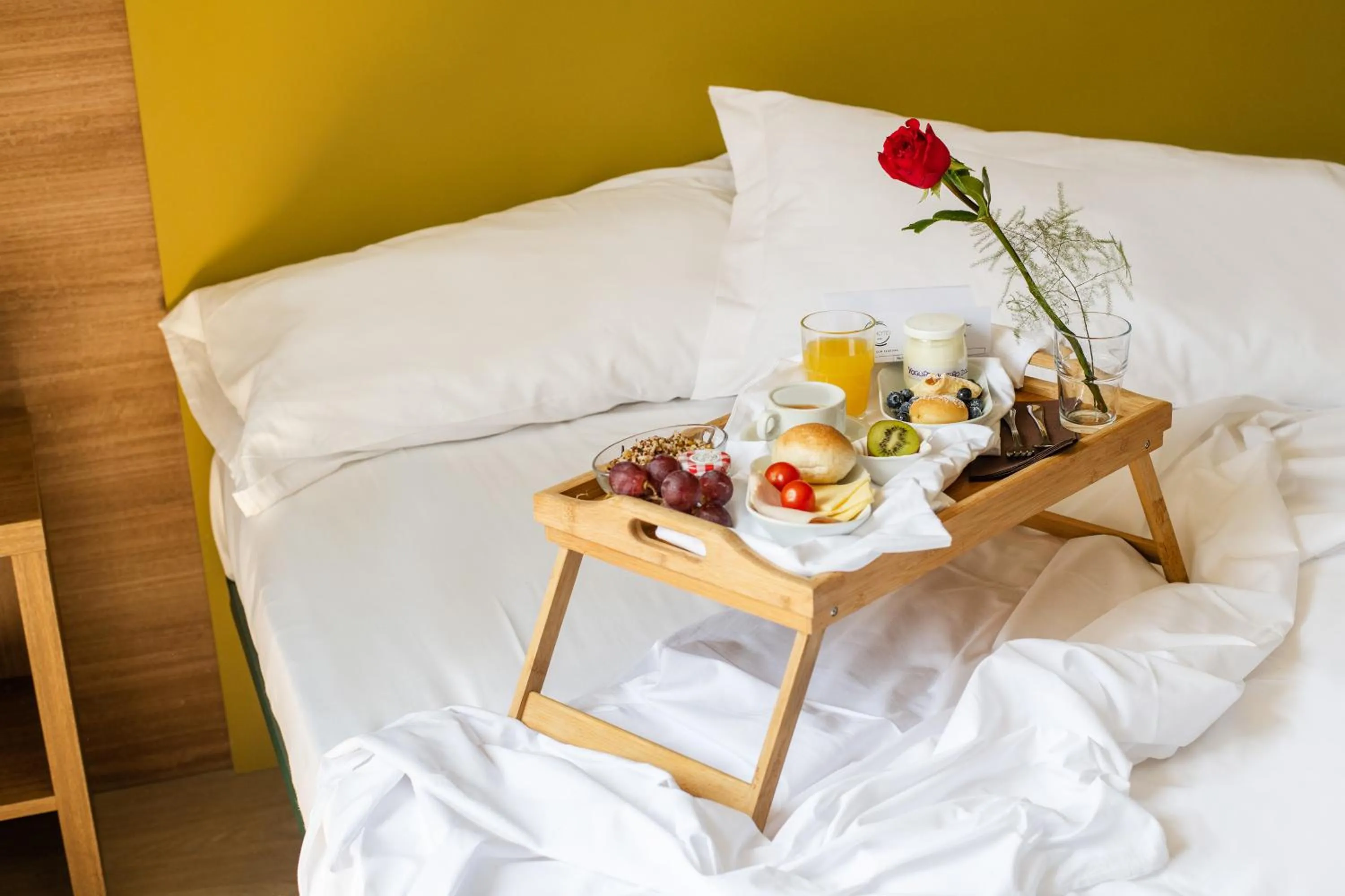 Breakfast, Bed in Gu Hotel