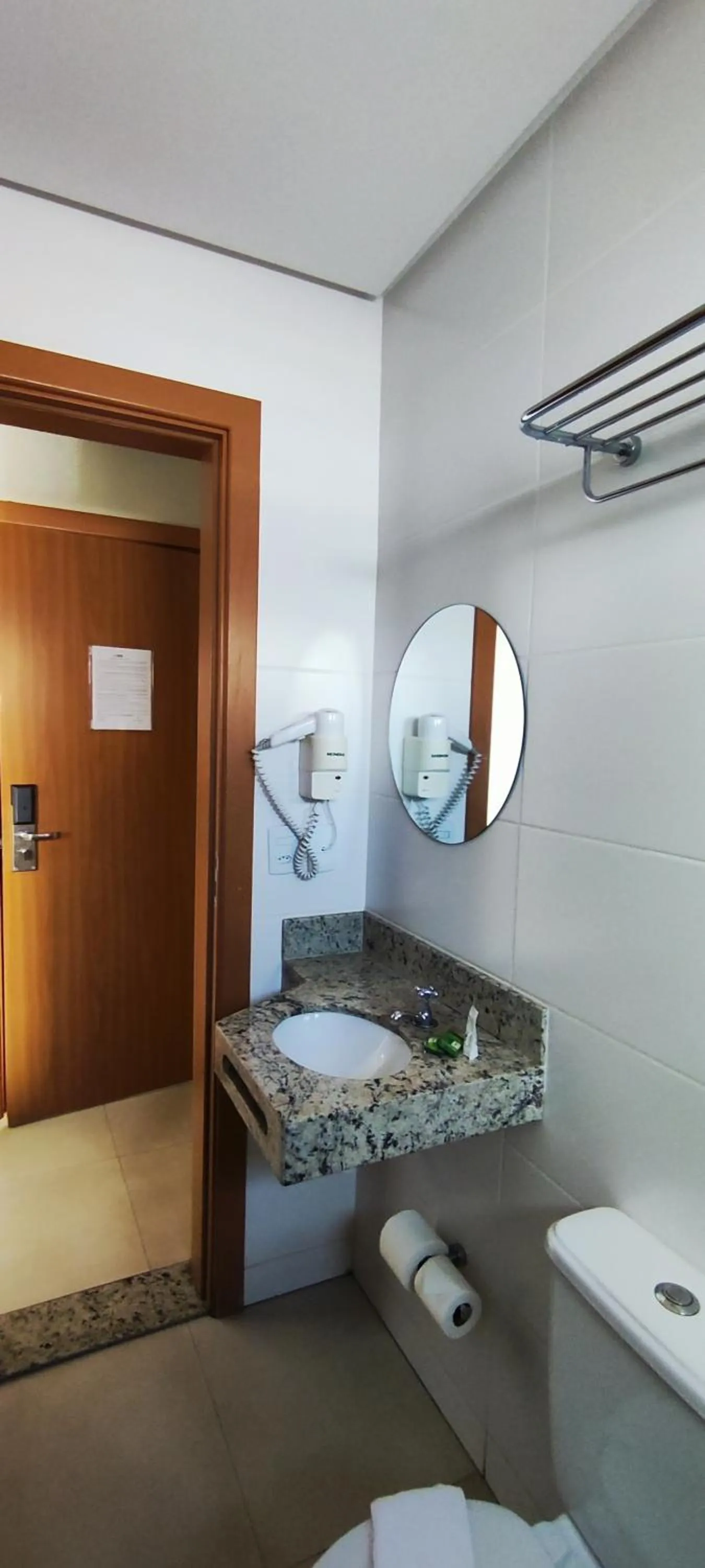 Bathroom in Sudoeste Hotel