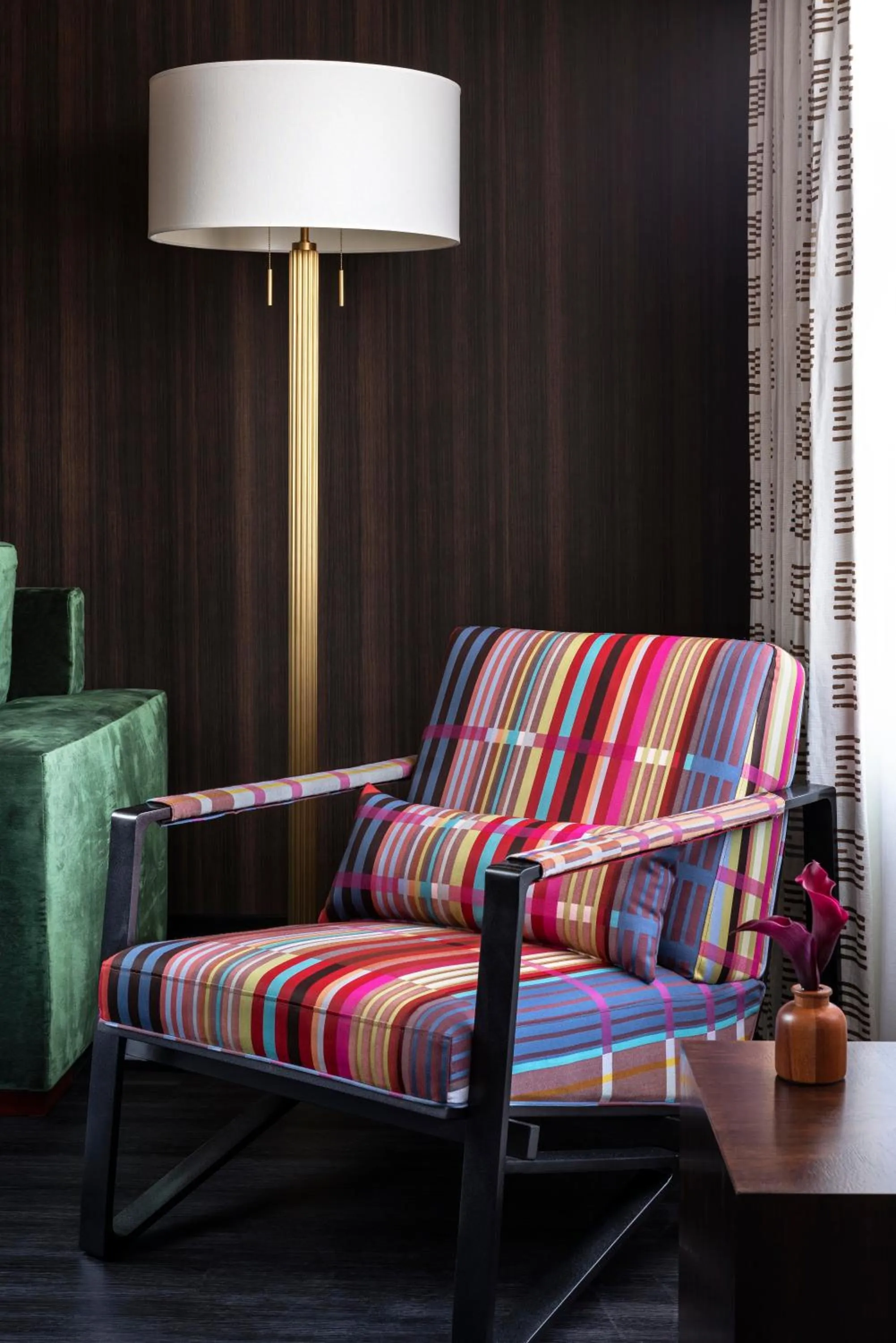 Seating area in Graduate by Hilton Columbus