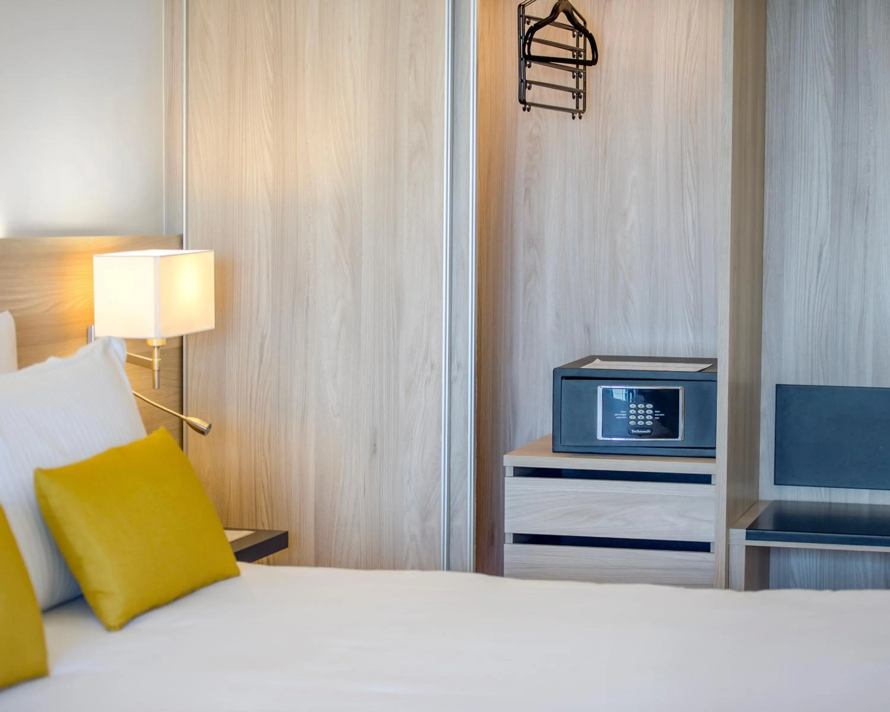 Photo of the whole room, Bed in Hotel Lagon 2