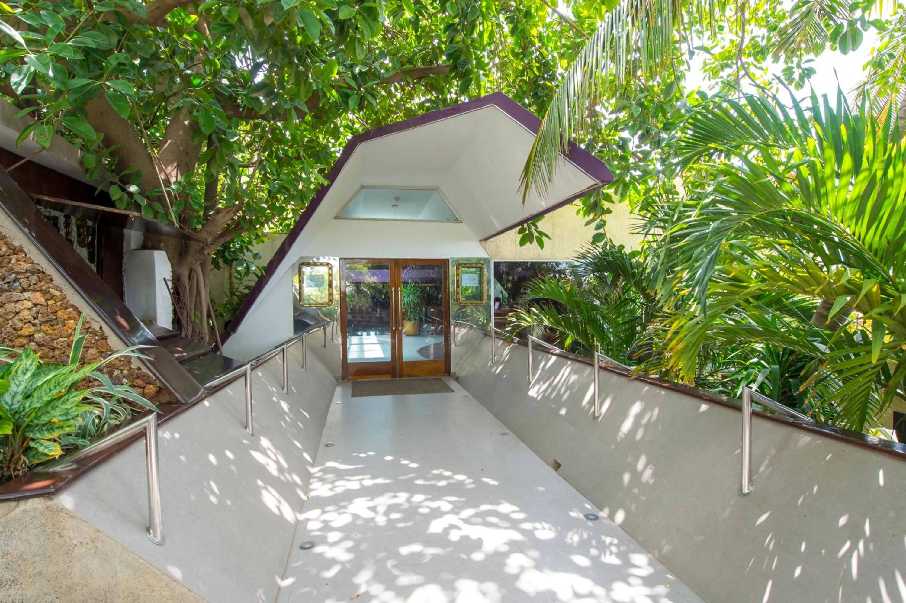 Facade/entrance in Hotel Lagon 2