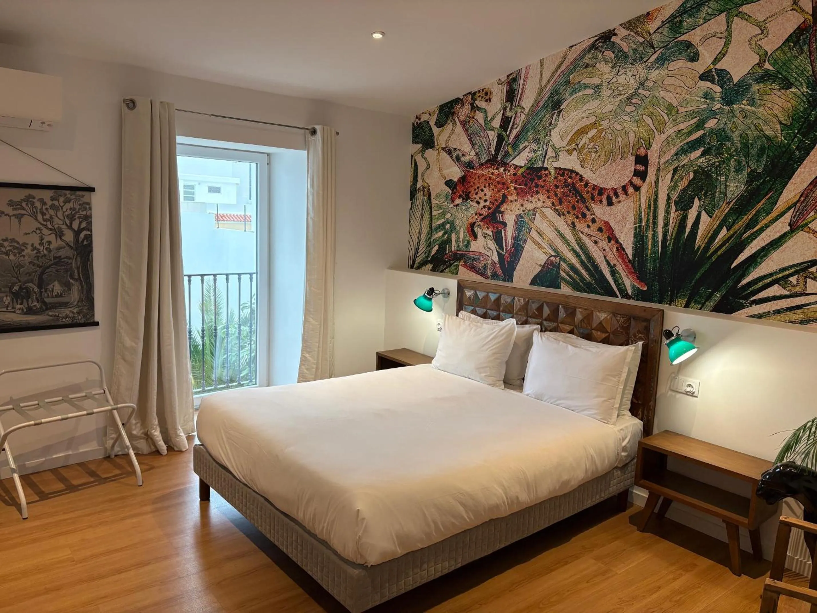 Property building, Bed in Casa Apollo Guesthouse