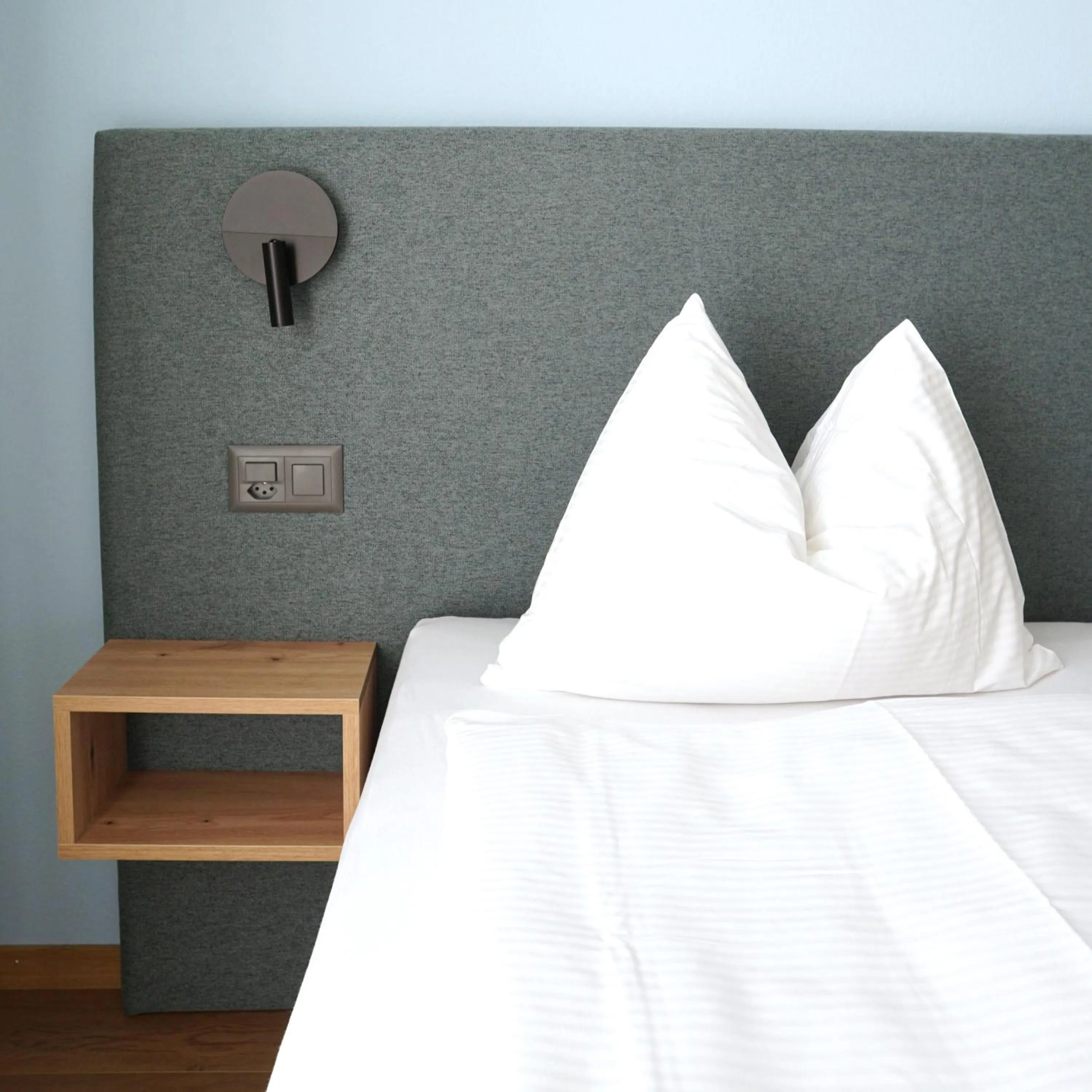 Photo of the whole room, Bed in Seminar-Hotel Rigi am See