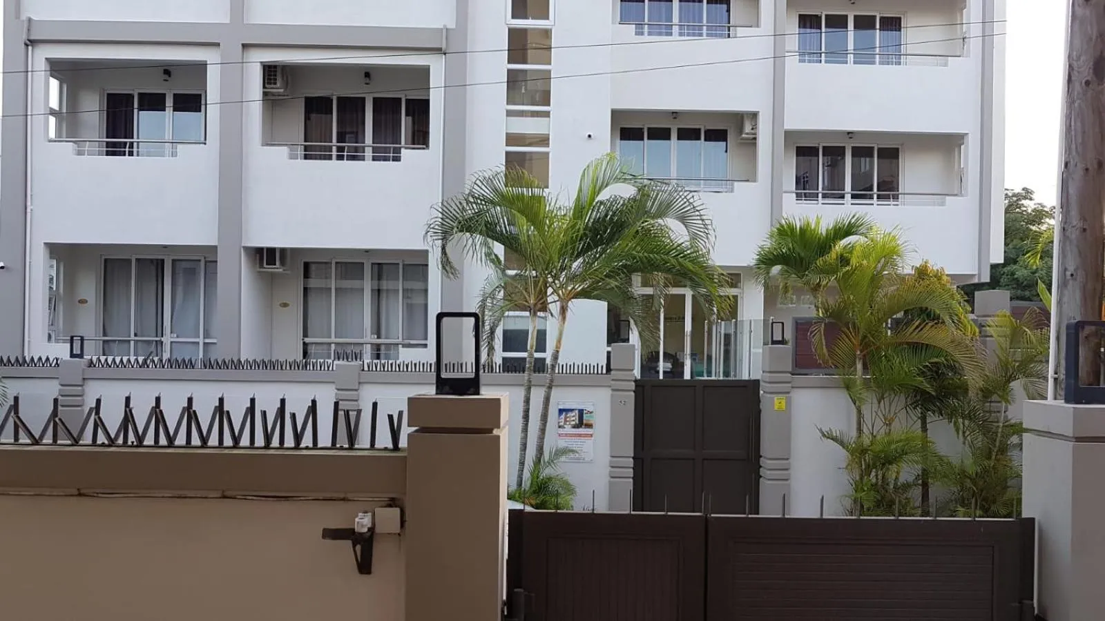 Property building in Monalysa St Honore Apartment & Studios Grand Bay