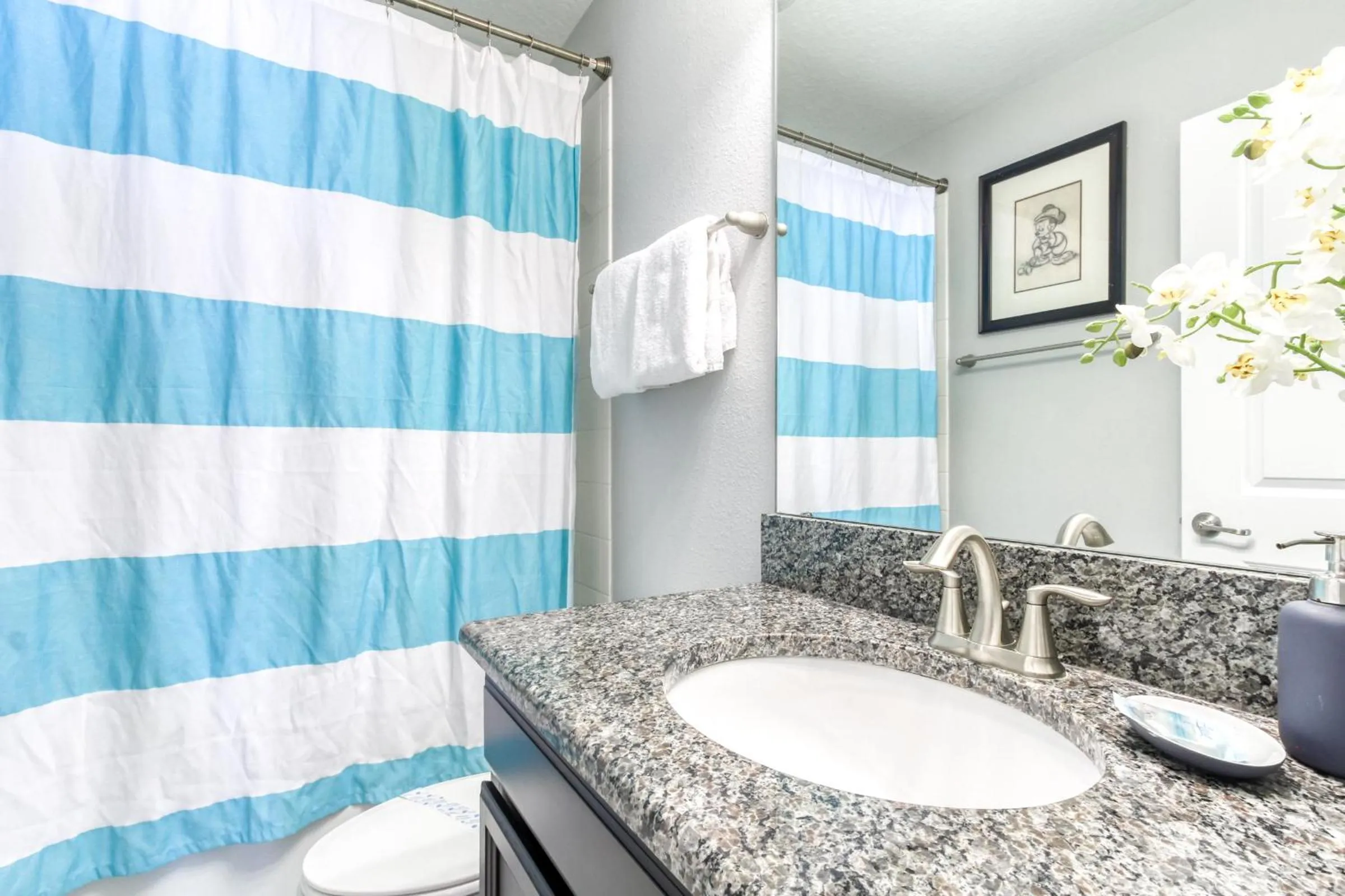 Shower in Champions Retreat