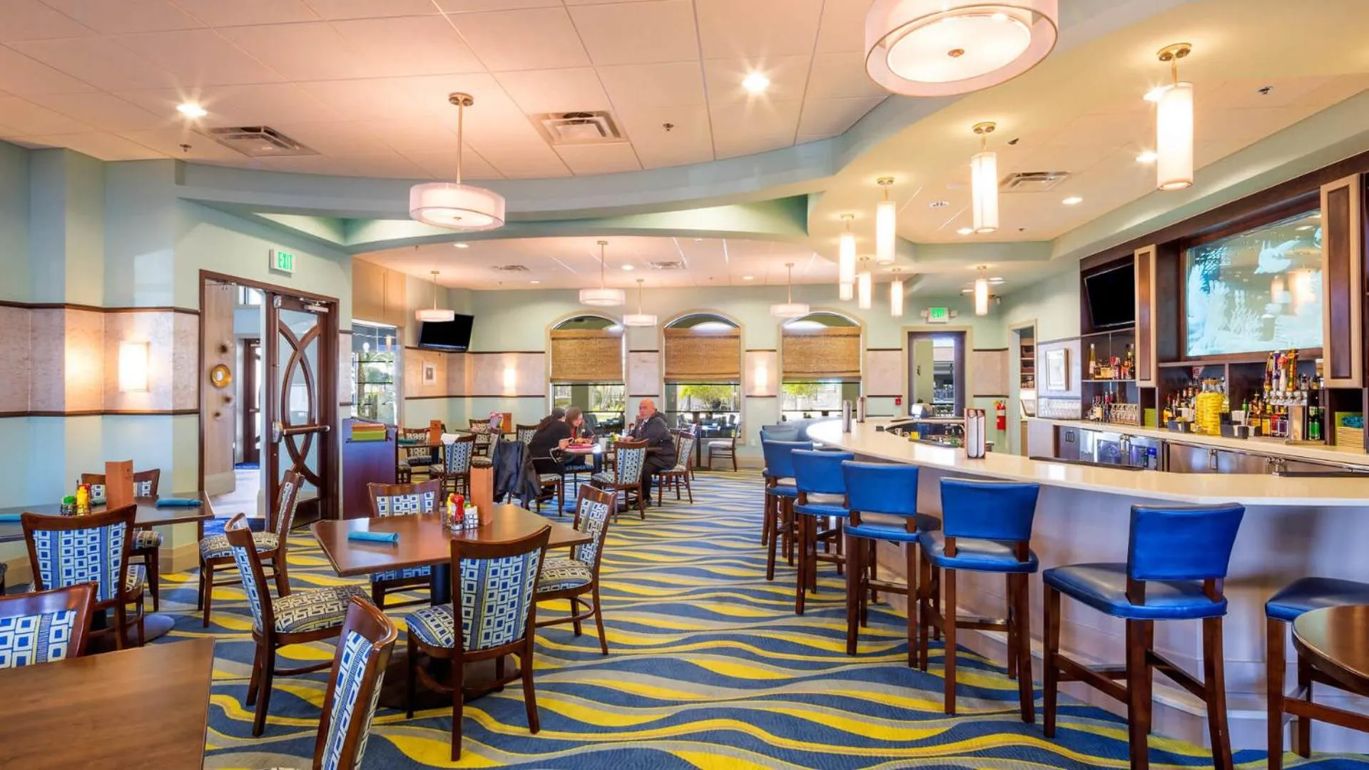 Restaurant/places to eat in Champions Retreat