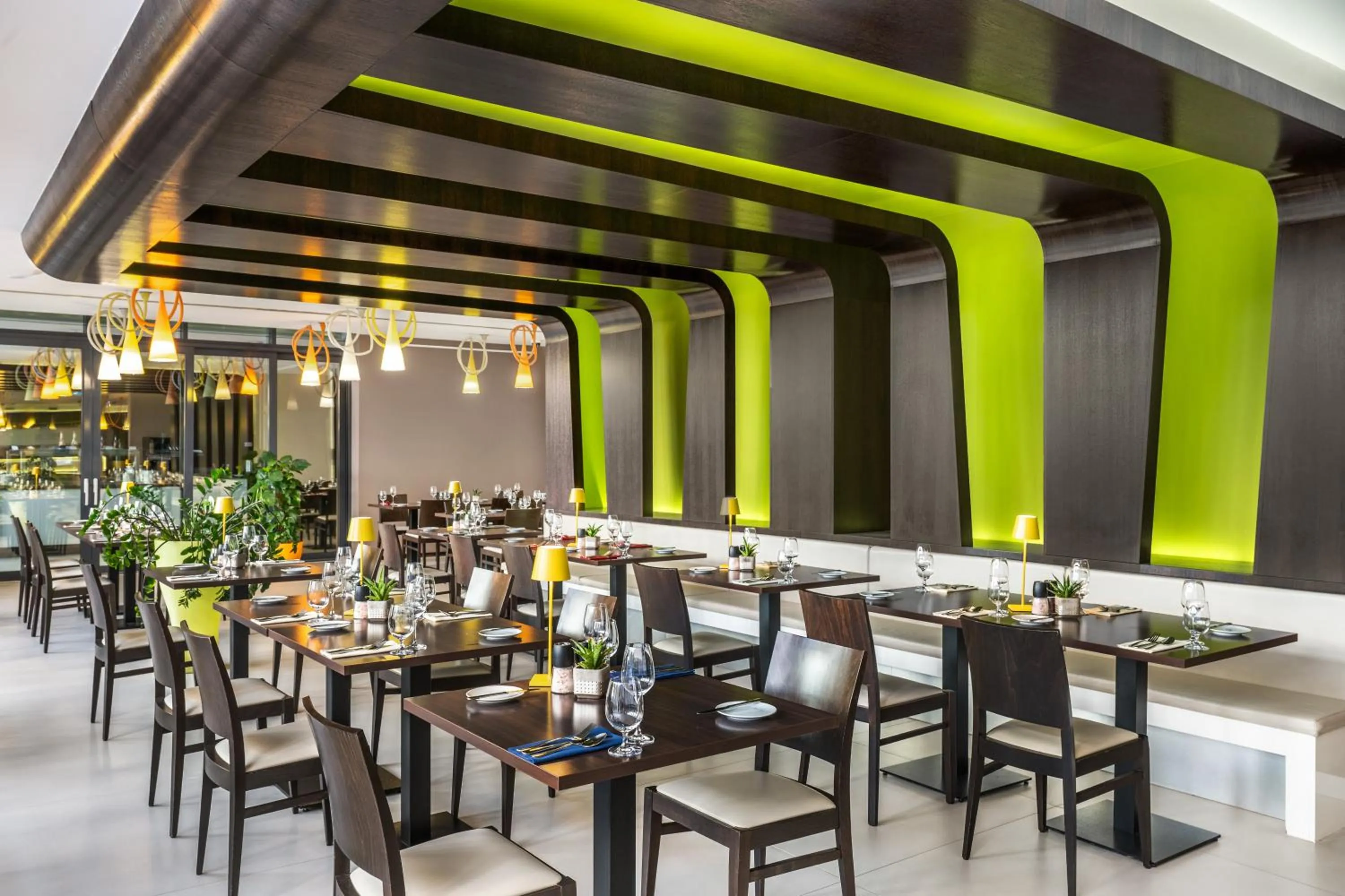 Dining area in Art Hotel Szeged