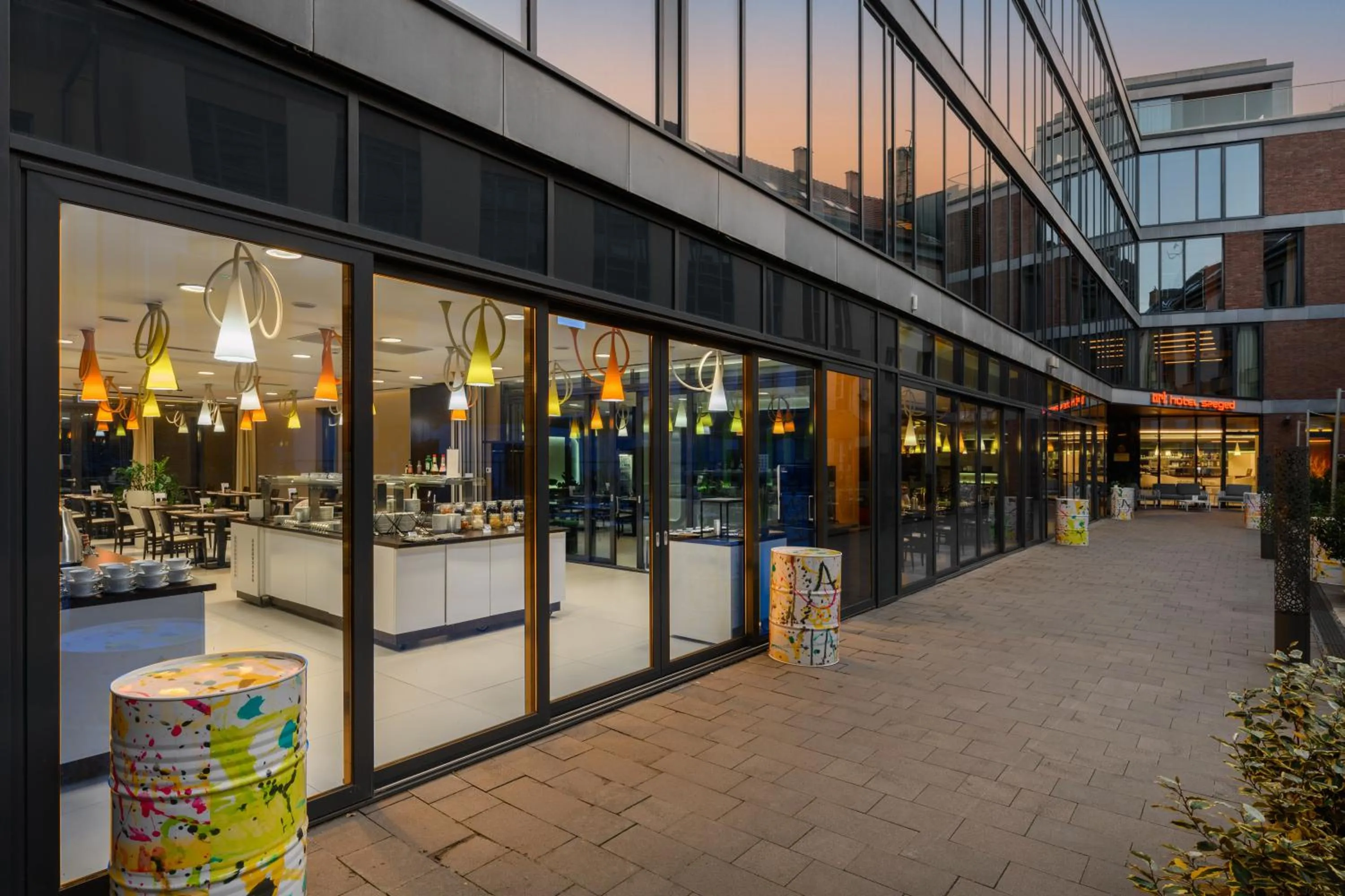 Area and facilities in Art Hotel Szeged