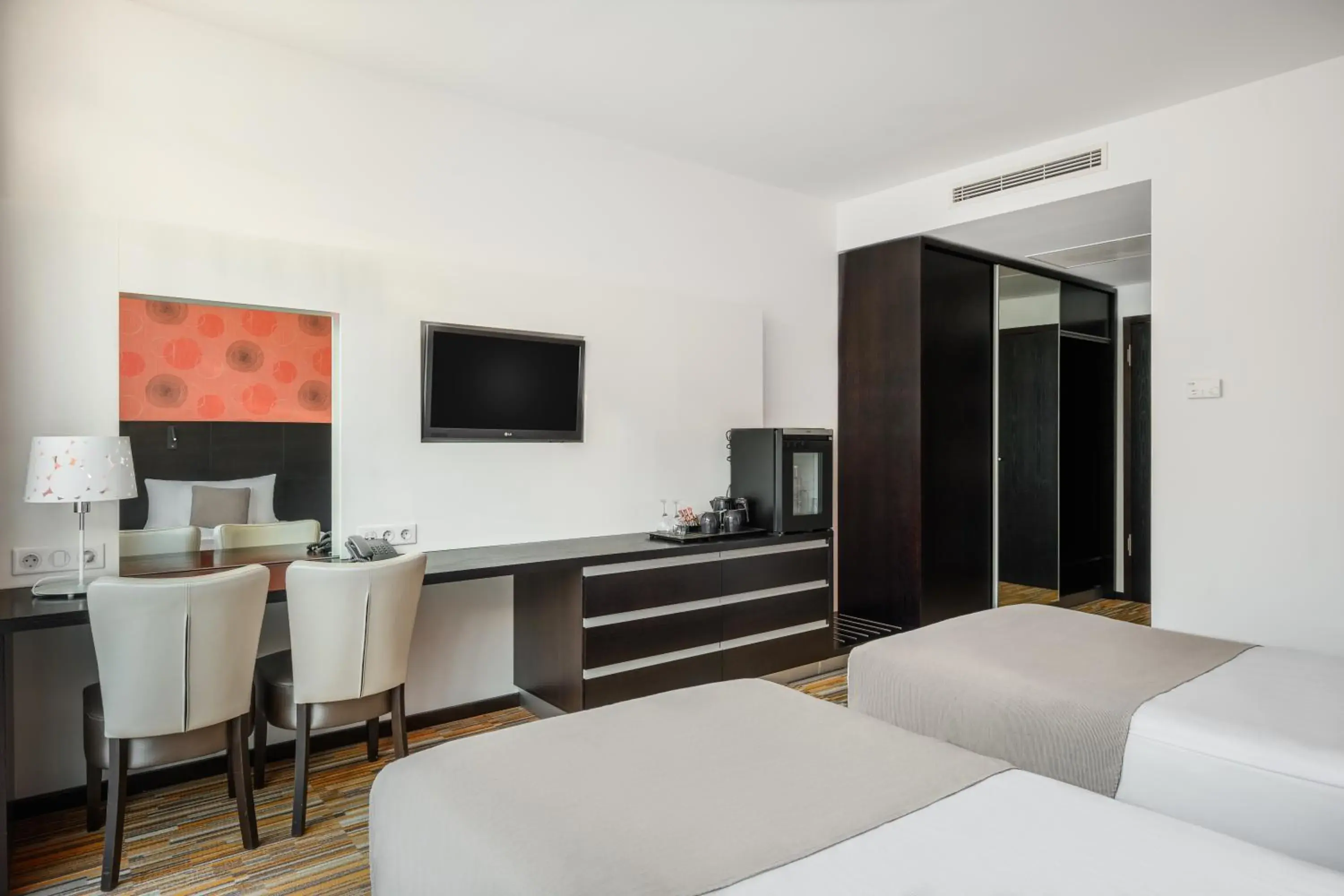 Double or Twin Room in Art Hotel Szeged Double or Twin Room in Art Hotel Szeged