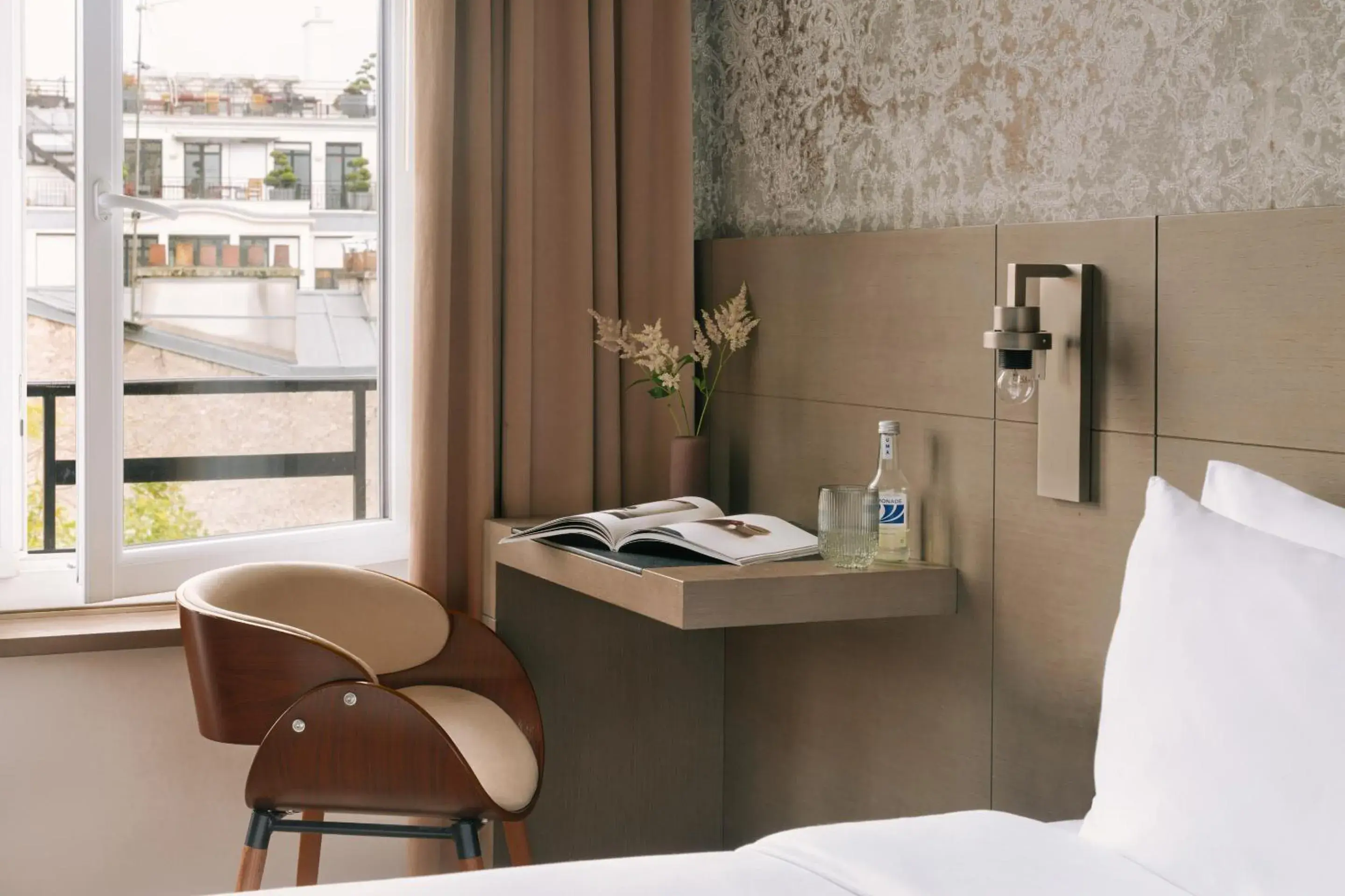 Classic Double Room in Hôtel Atala Champs Elysees Classic Double Room in Hôtel Atala Champs Elysees