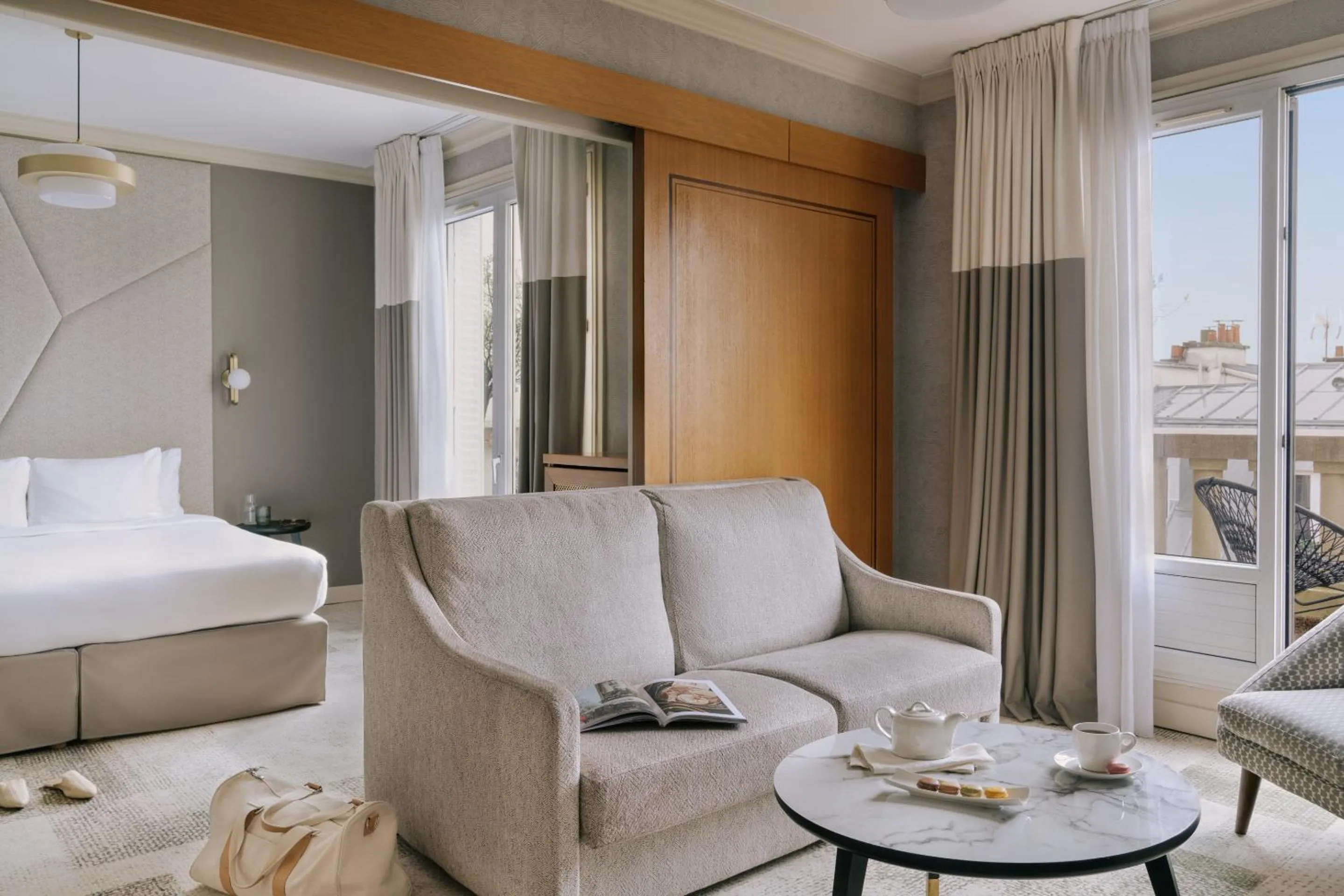 King Suite with Balcony in Atala Hotel Champs Elysées, Sonder by Marriott Bonvoy