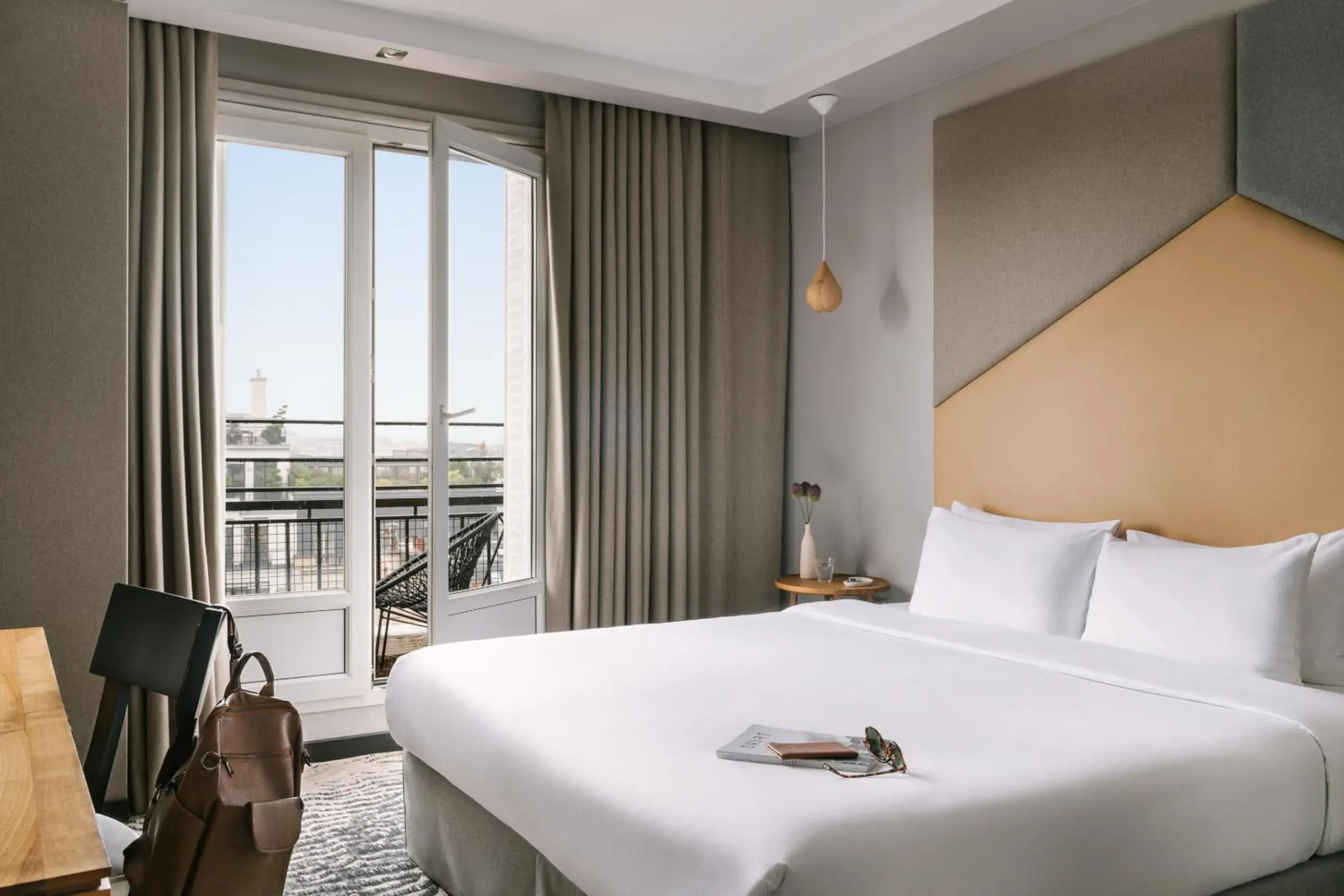 Deluxe Double Room with Panoramic Sacré-Coeur View in Hôtel Atala Champs Elysees Deluxe Double Room with Panoramic Sacré-Coeur View in Hôtel Atala Champs Elysees