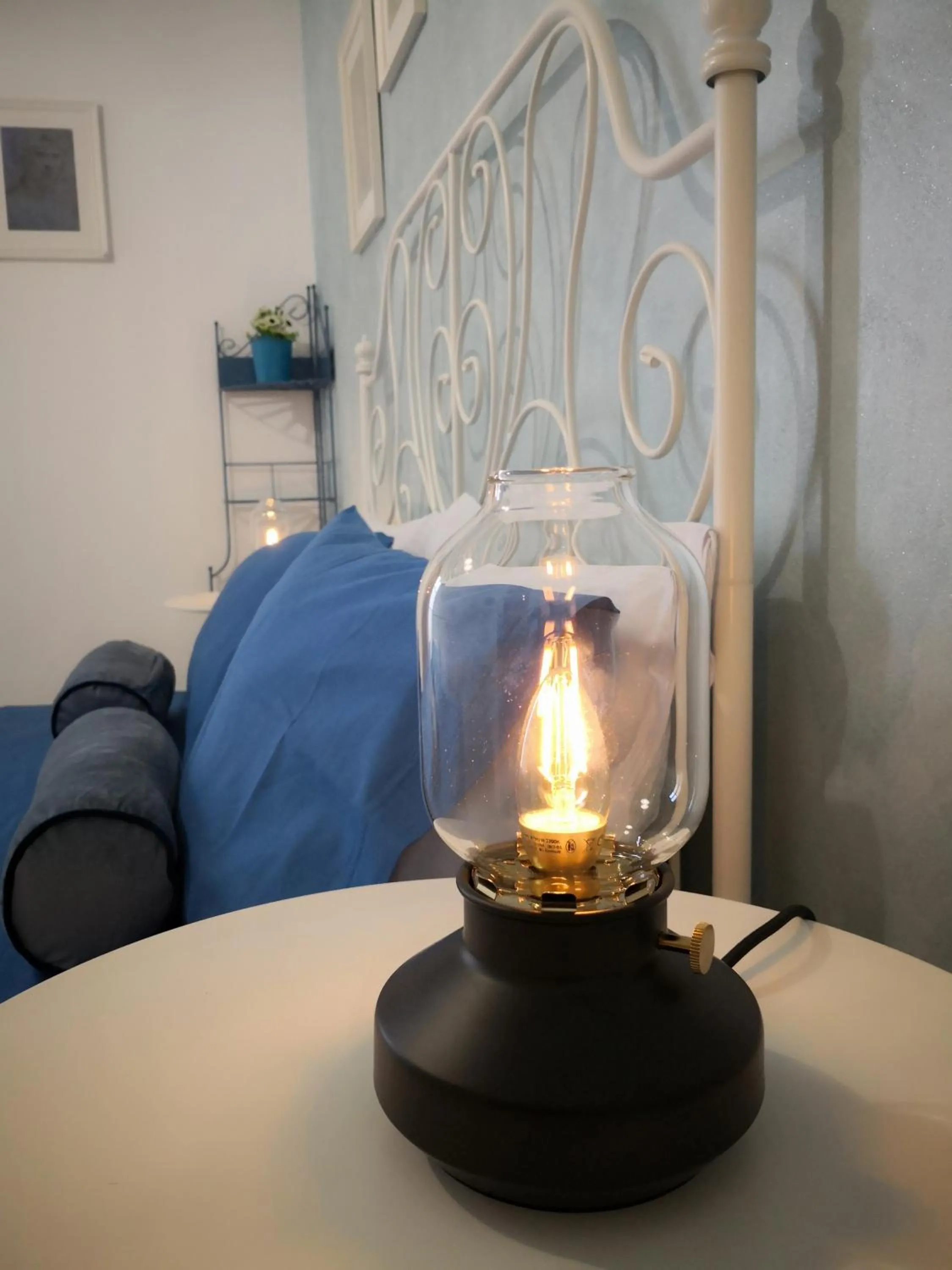 Decorative detail in GALLERY ART - Sea View