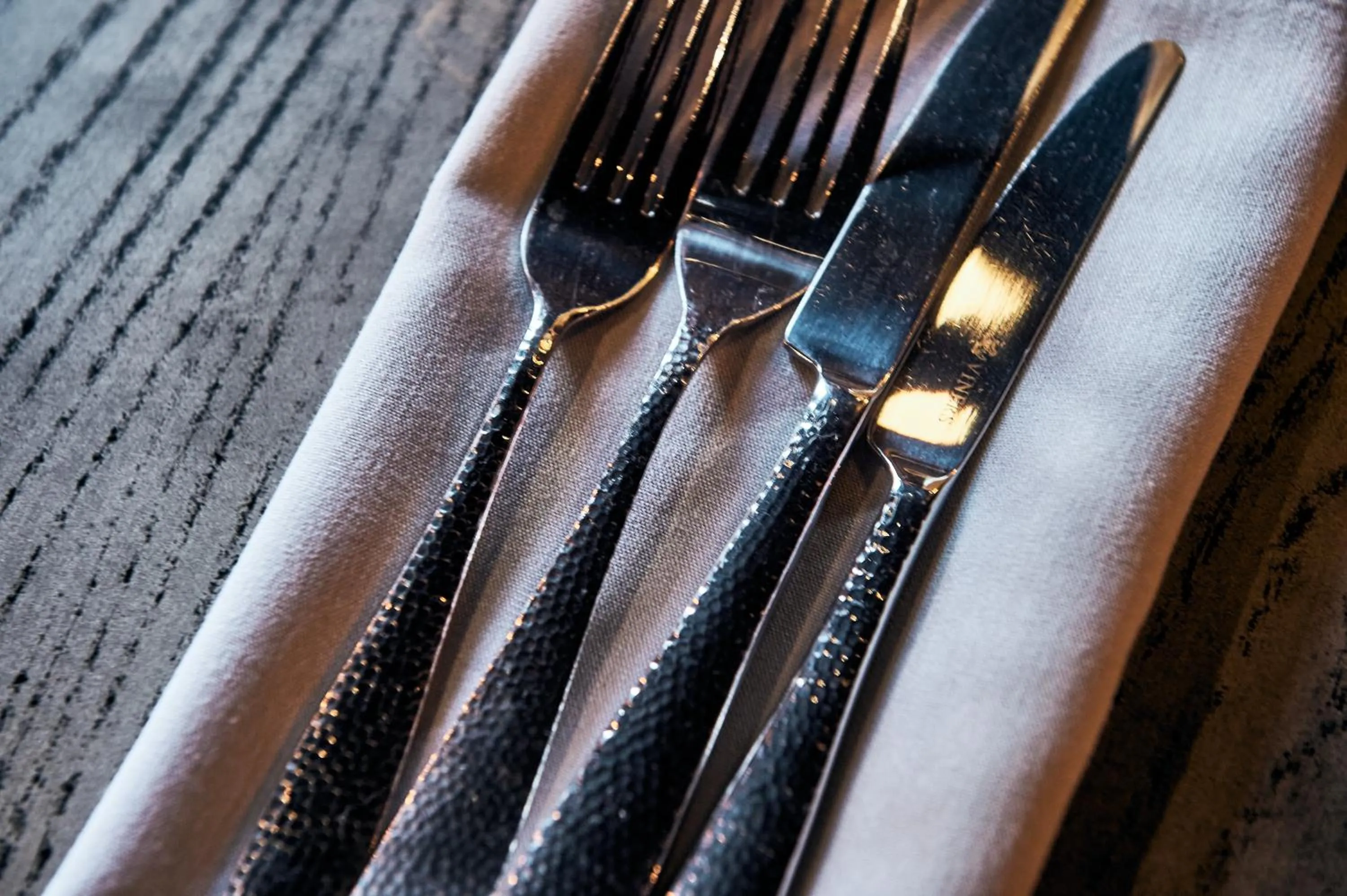 Restaurant/places to eat in The Brown's Hotel