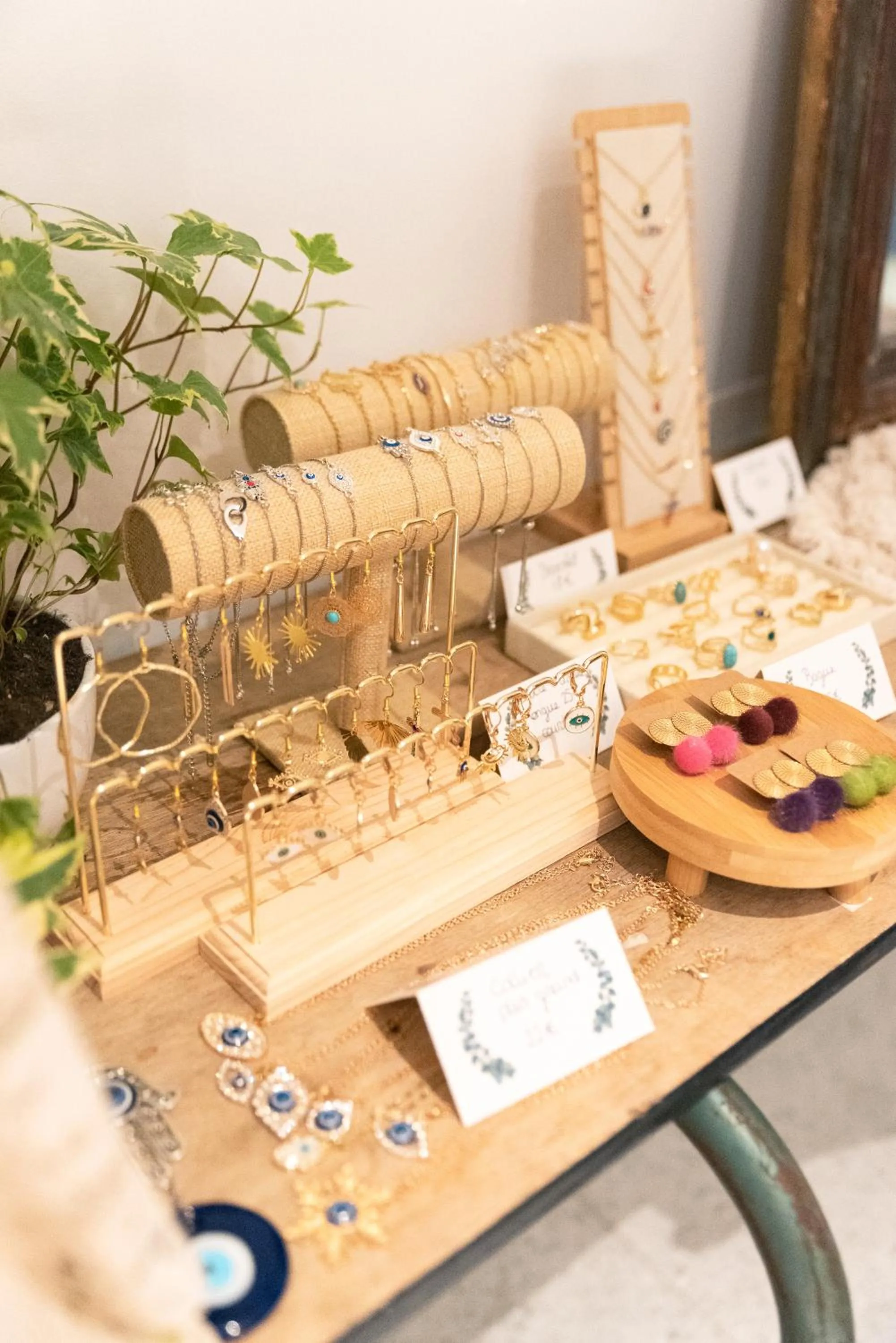 On-site shops in Juliana Hotel Cannes