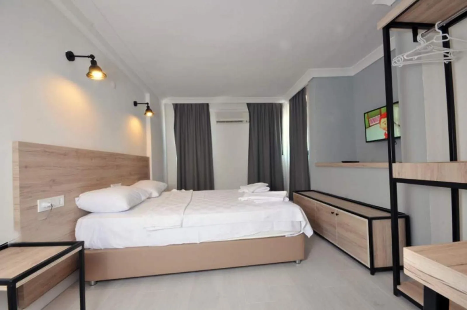 Bed in Club Sema Suite Hotel