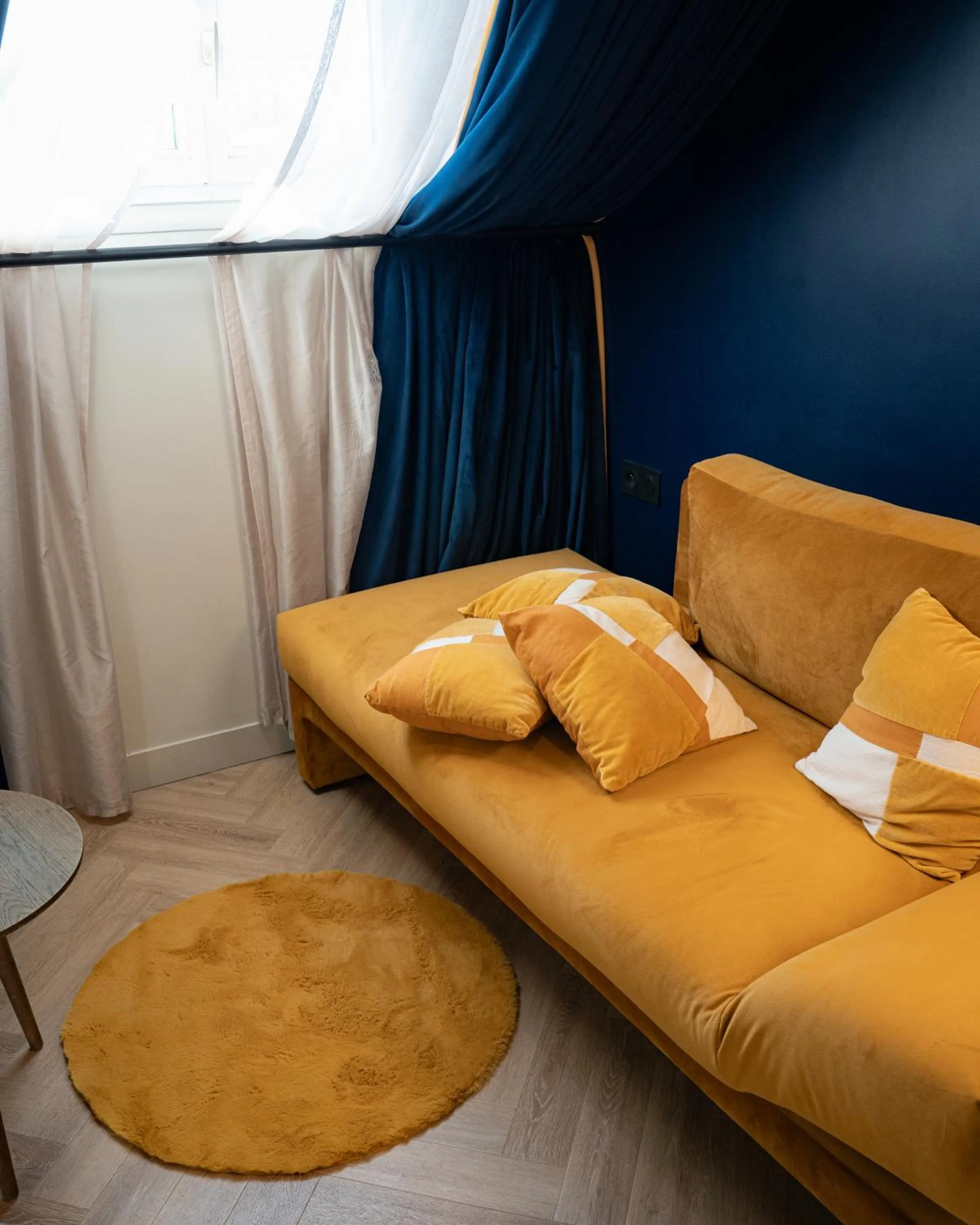 Bed in Hôtel Artemisia Montmartre