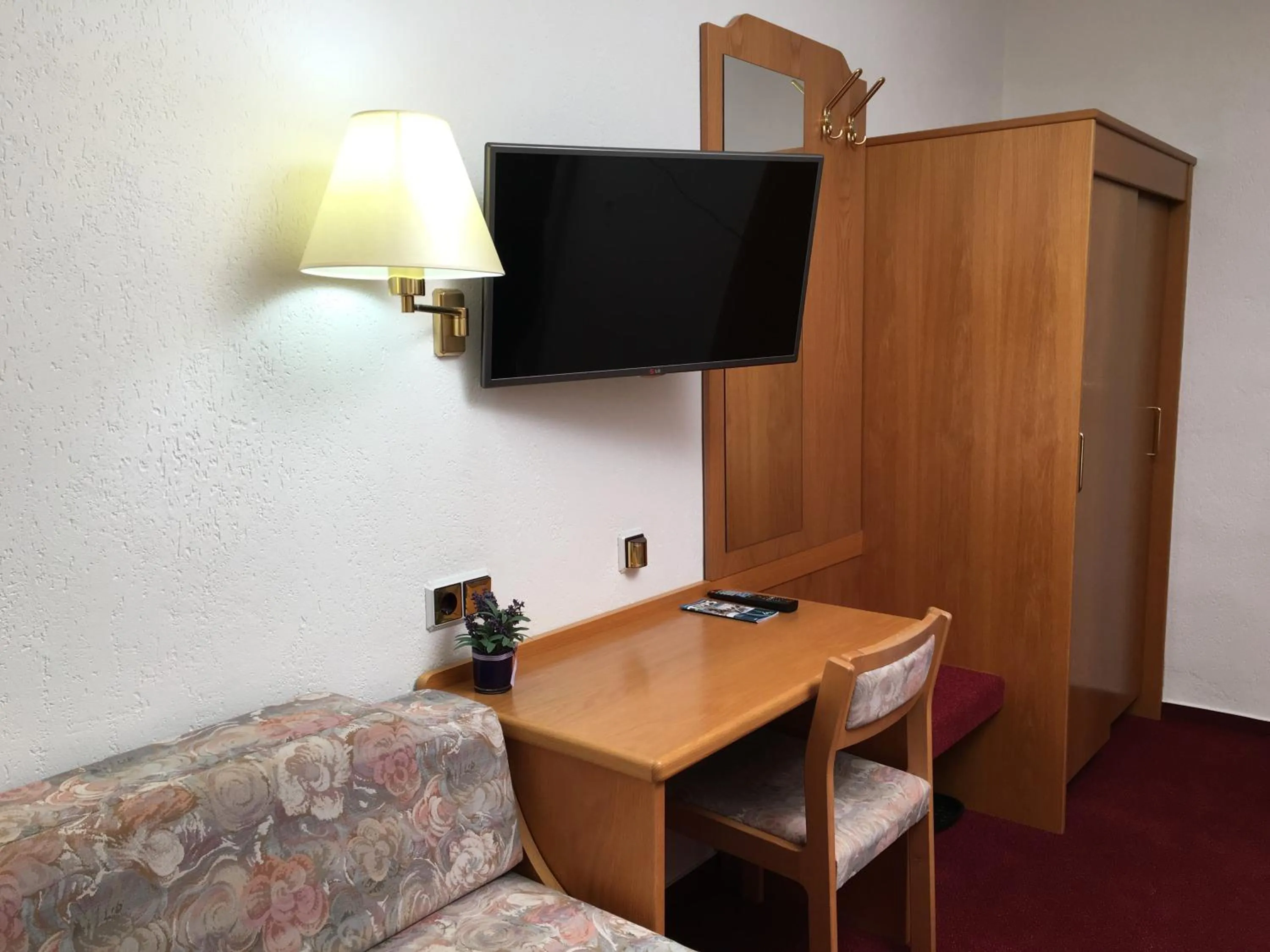 Photo of the whole room in Hotel & Restaurant Druidenstein