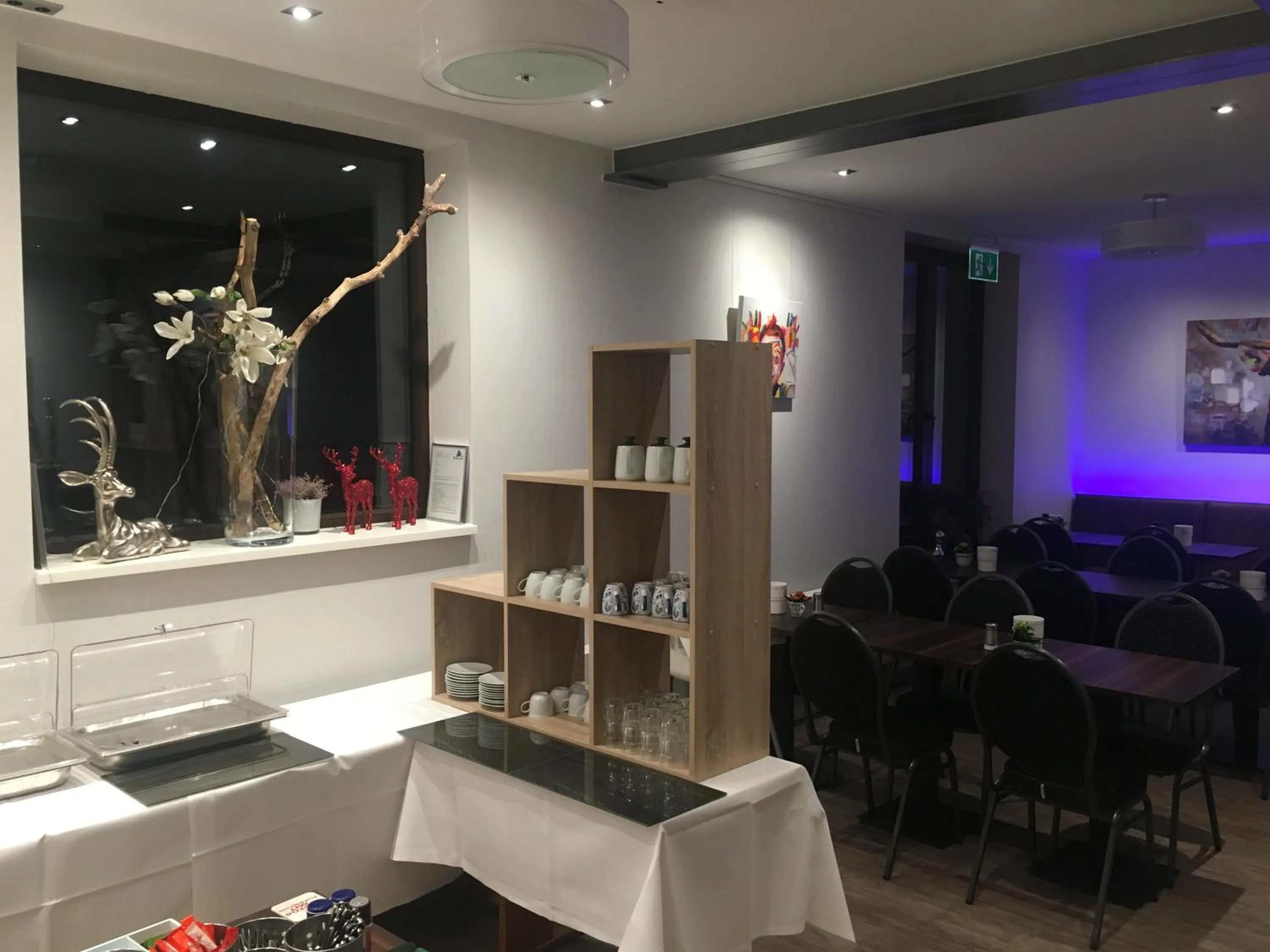 Buffet breakfast in Hotel & Restaurant Druidenstein