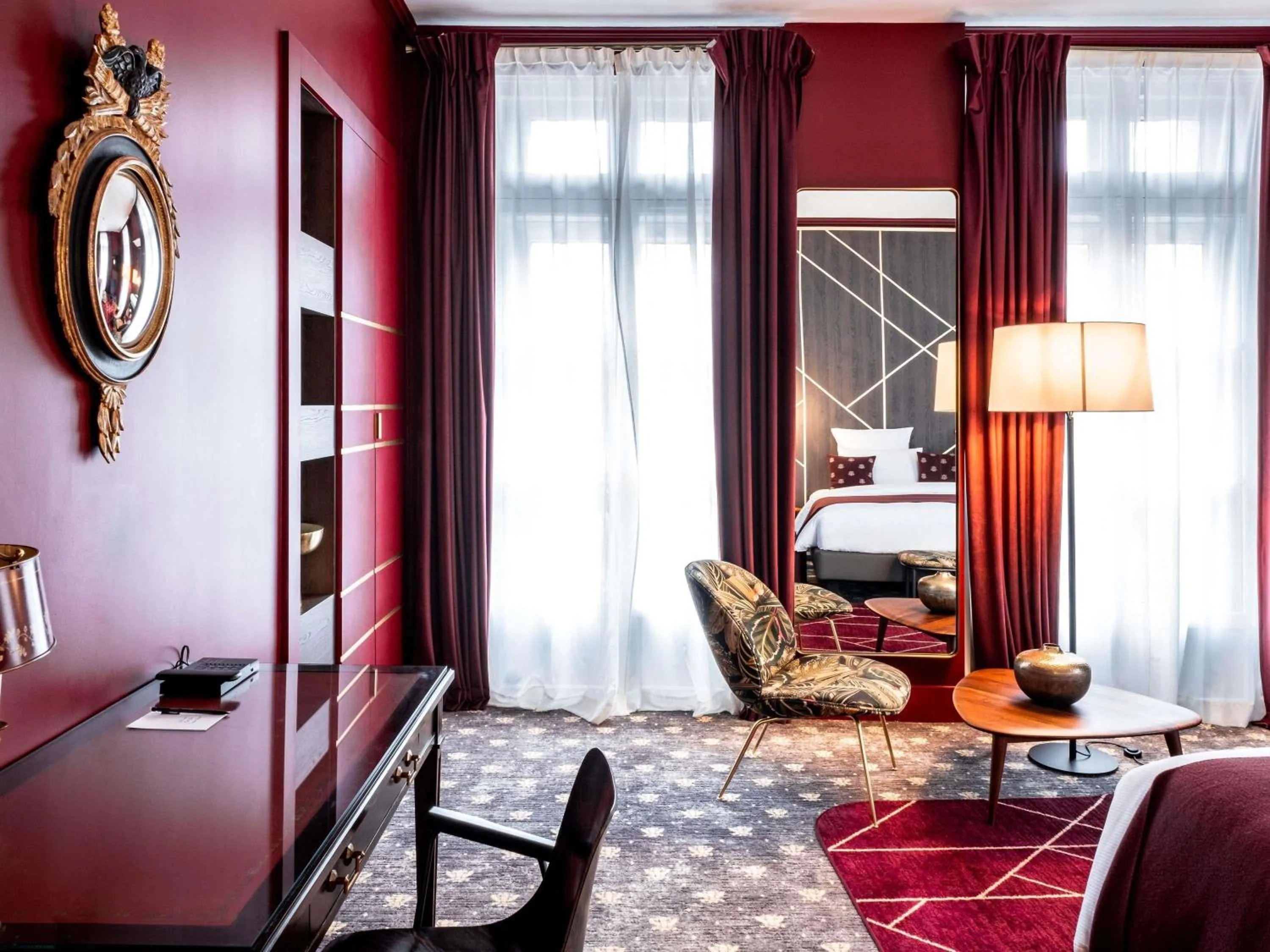 Bedroom, Bed in Aigle Noir Hotel Fontainebleau - MGallery Collection