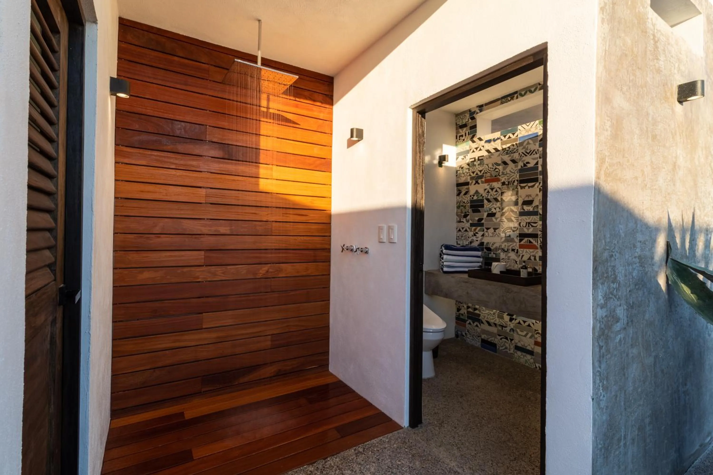 Property building in Cuale