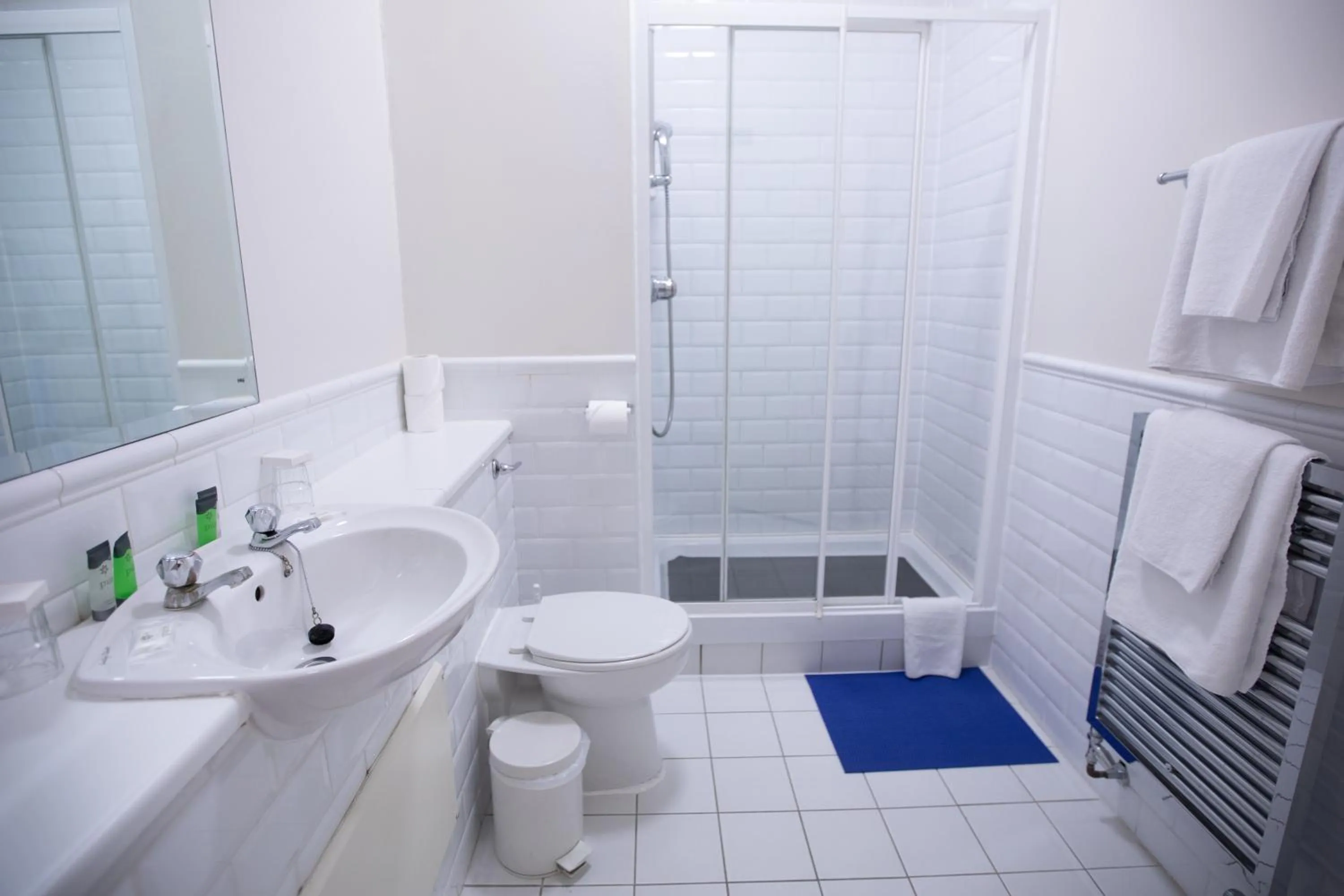 Bathroom in Maynooth College Hospitality