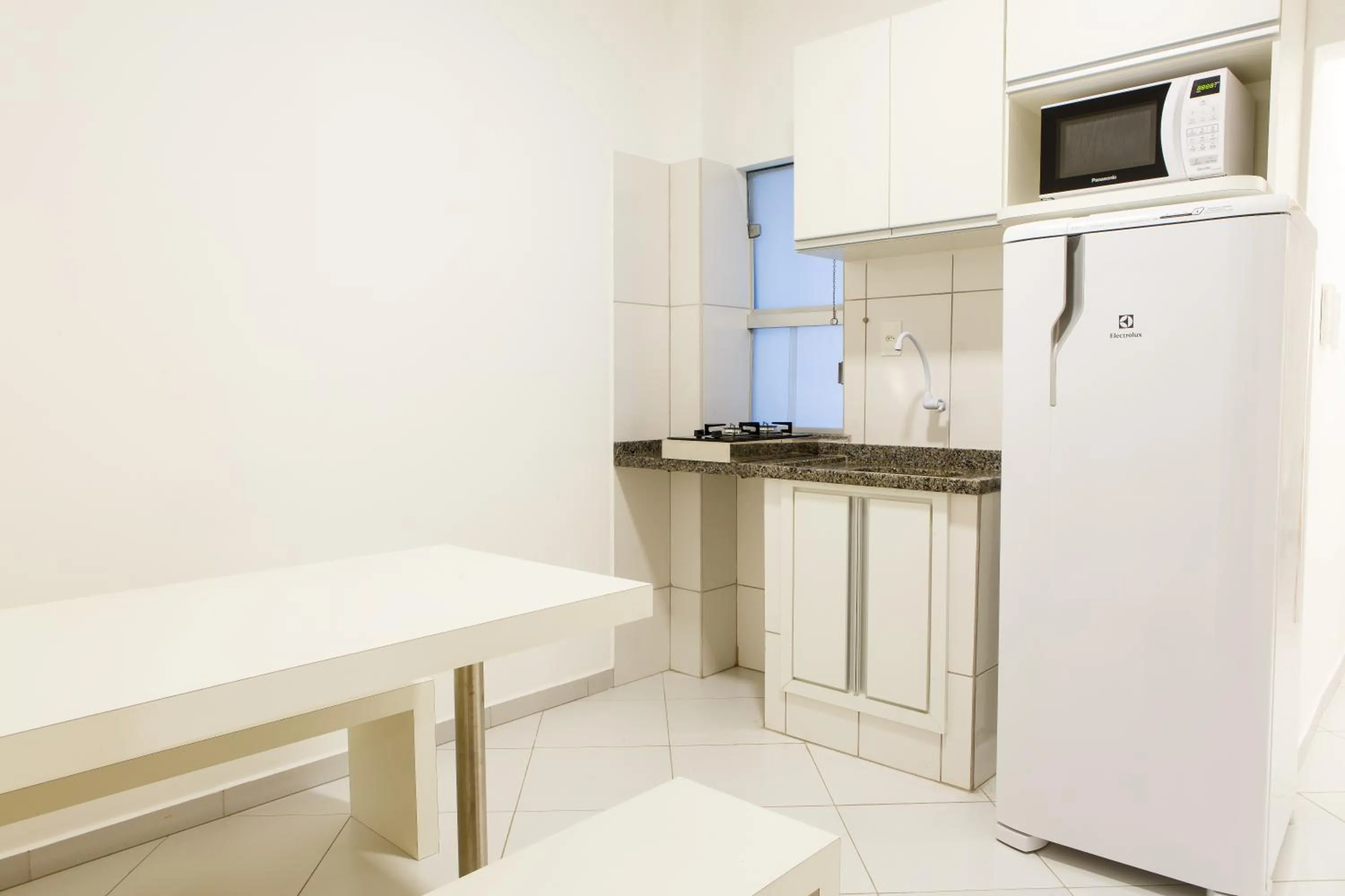 Kitchen or kitchenette in Dr. Marinho Apart Hotel