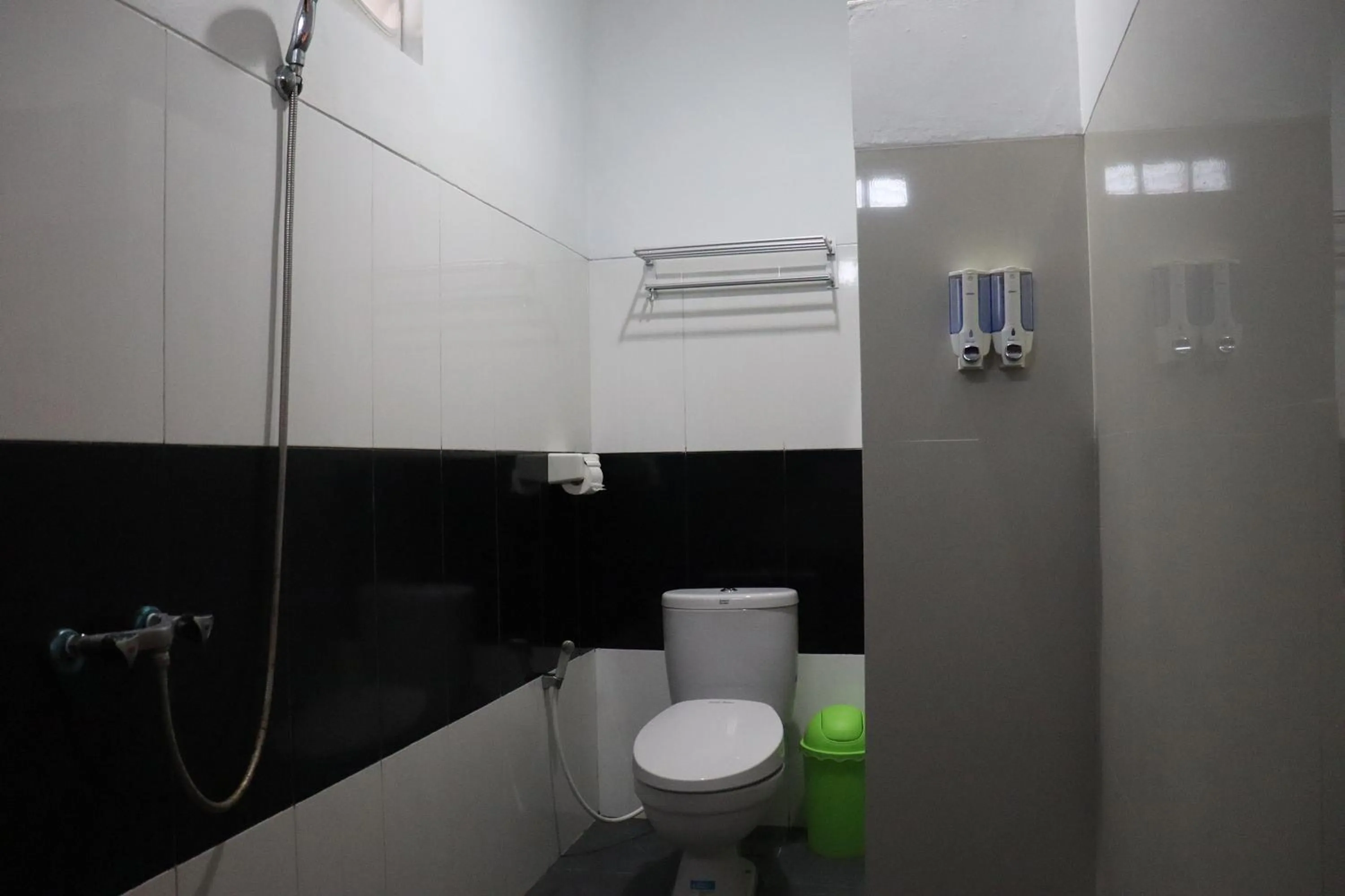 Shower in Sunny Point Penida